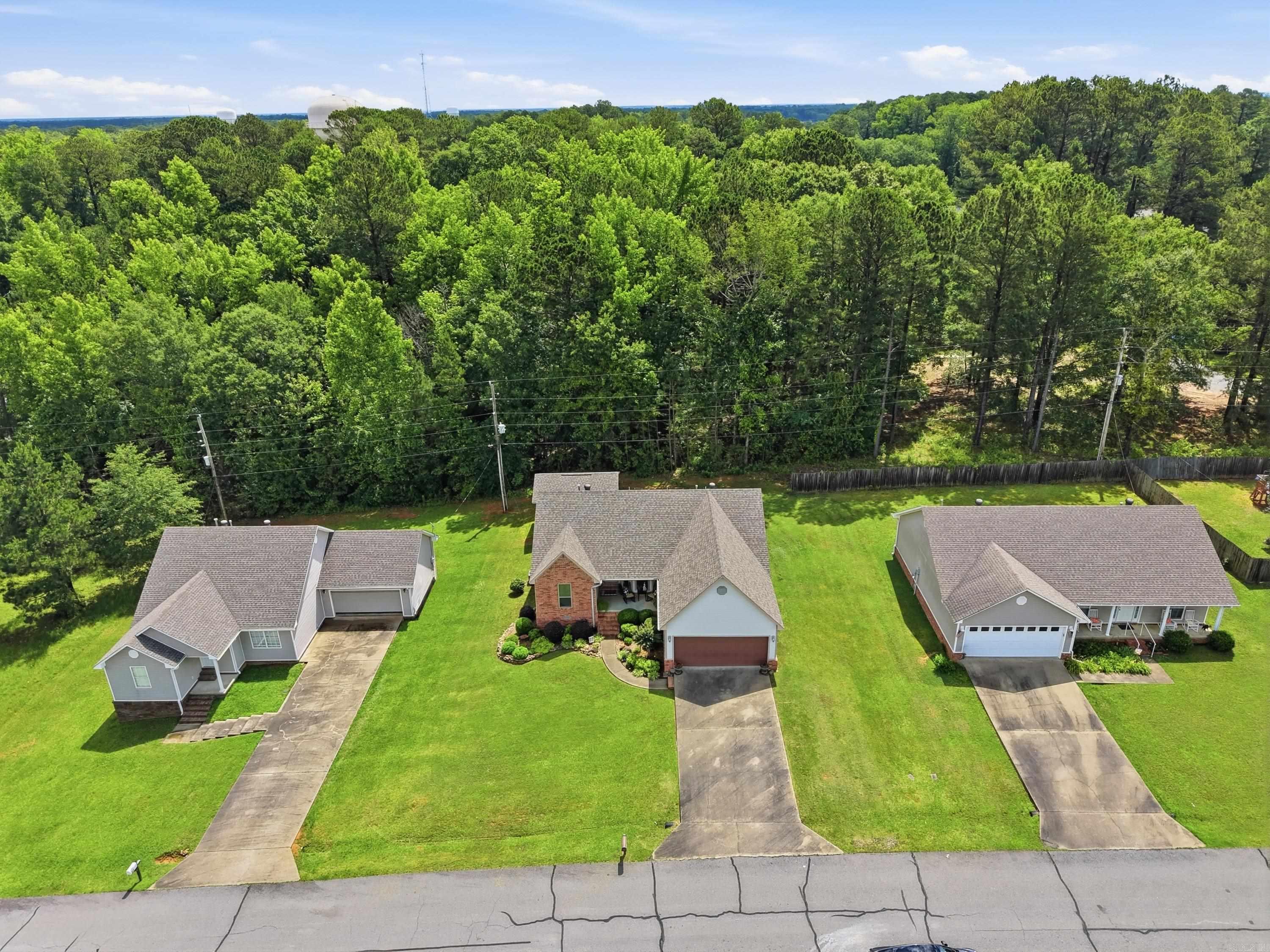 HORTON HILLS - Residential