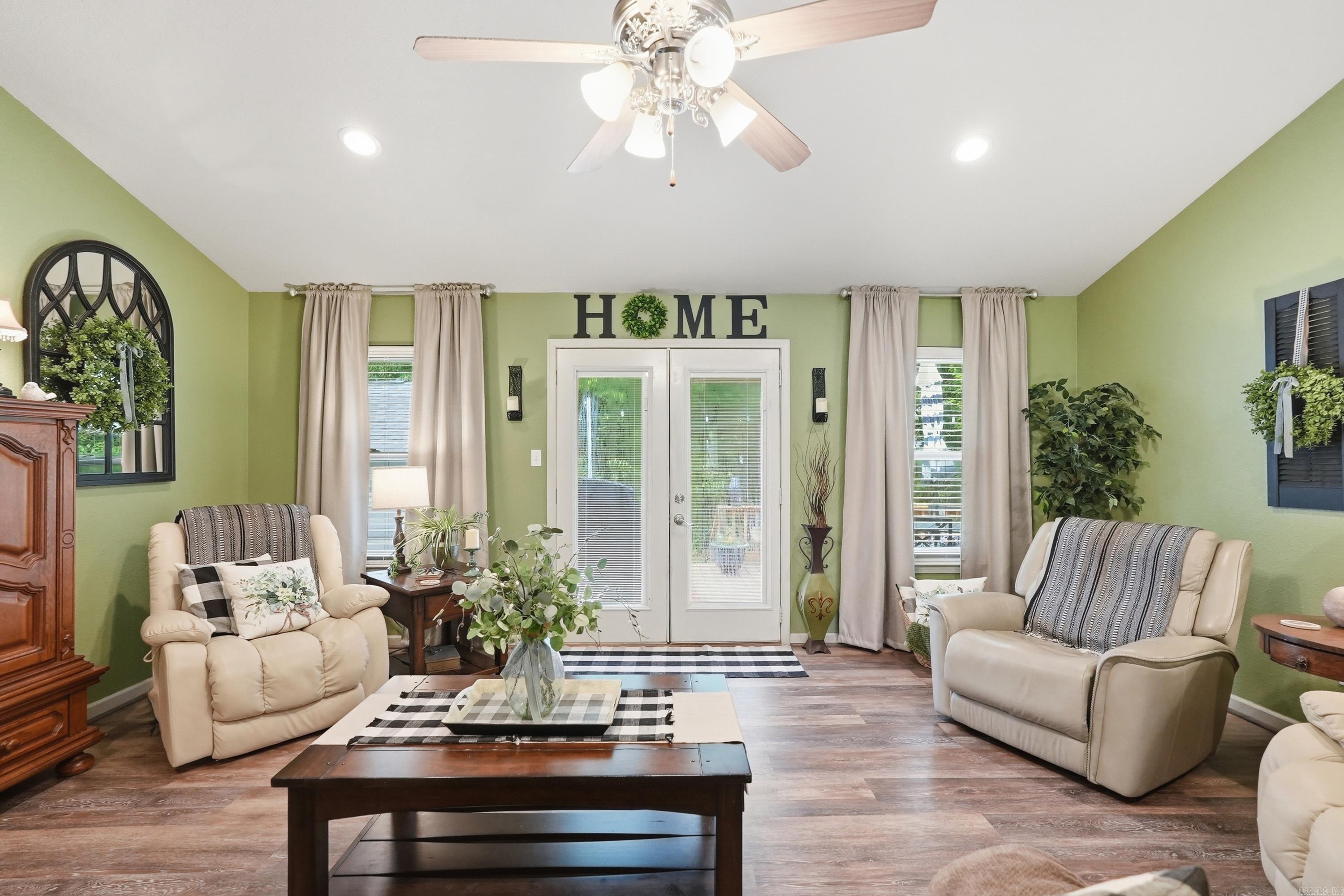 HORTON HILLS - Residential