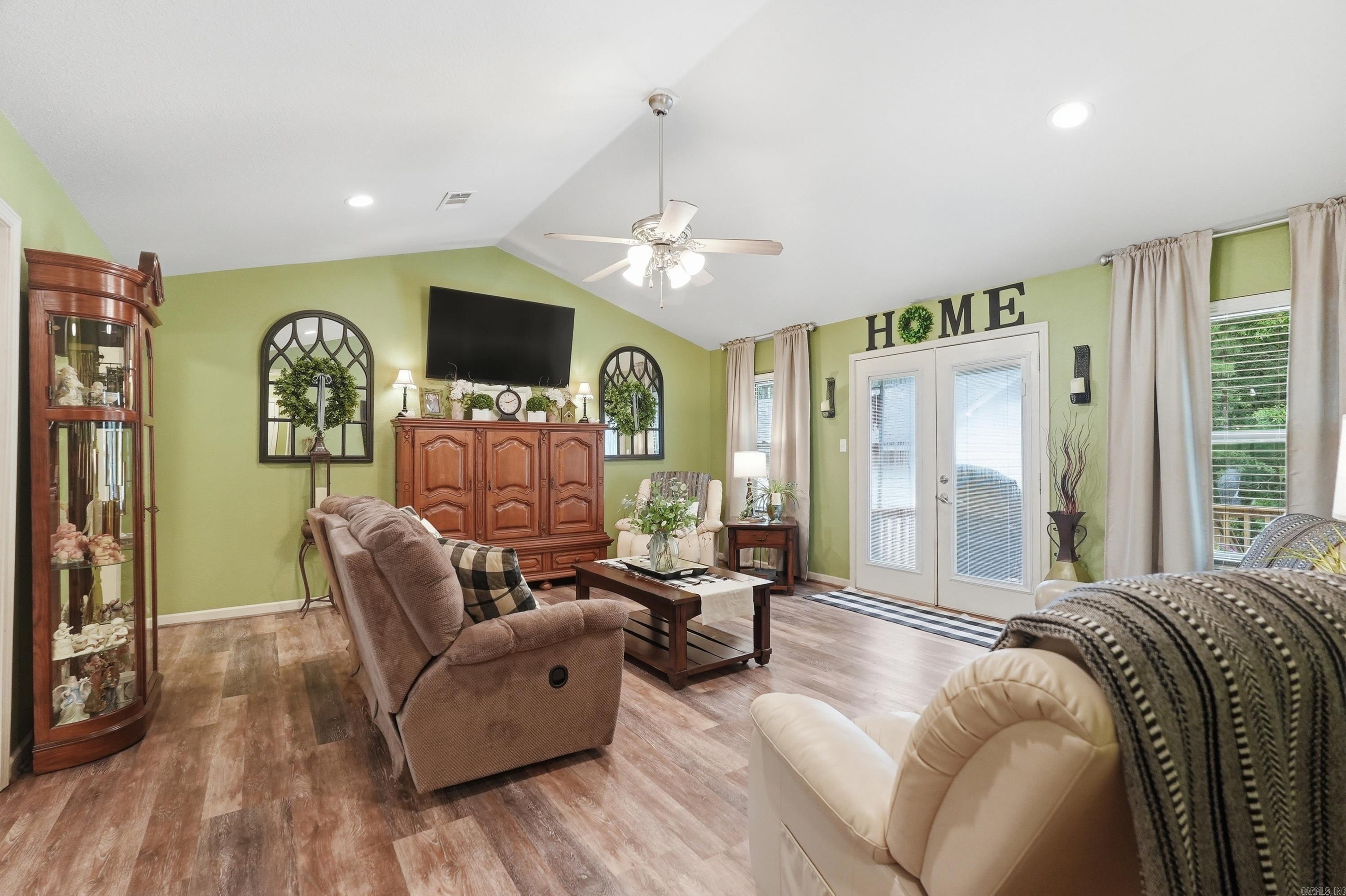 HORTON HILLS - Residential