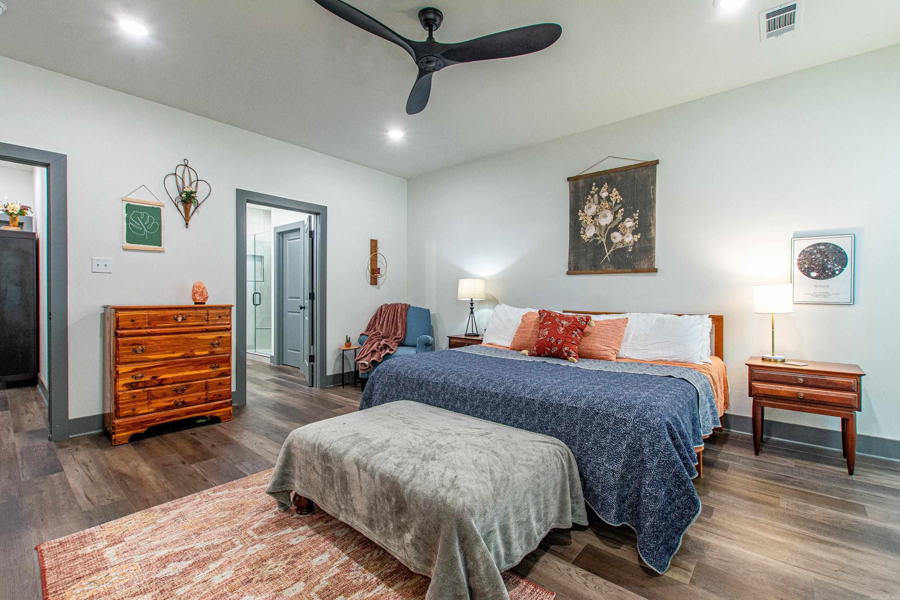 NORTHSHORE GARDENS - Residential