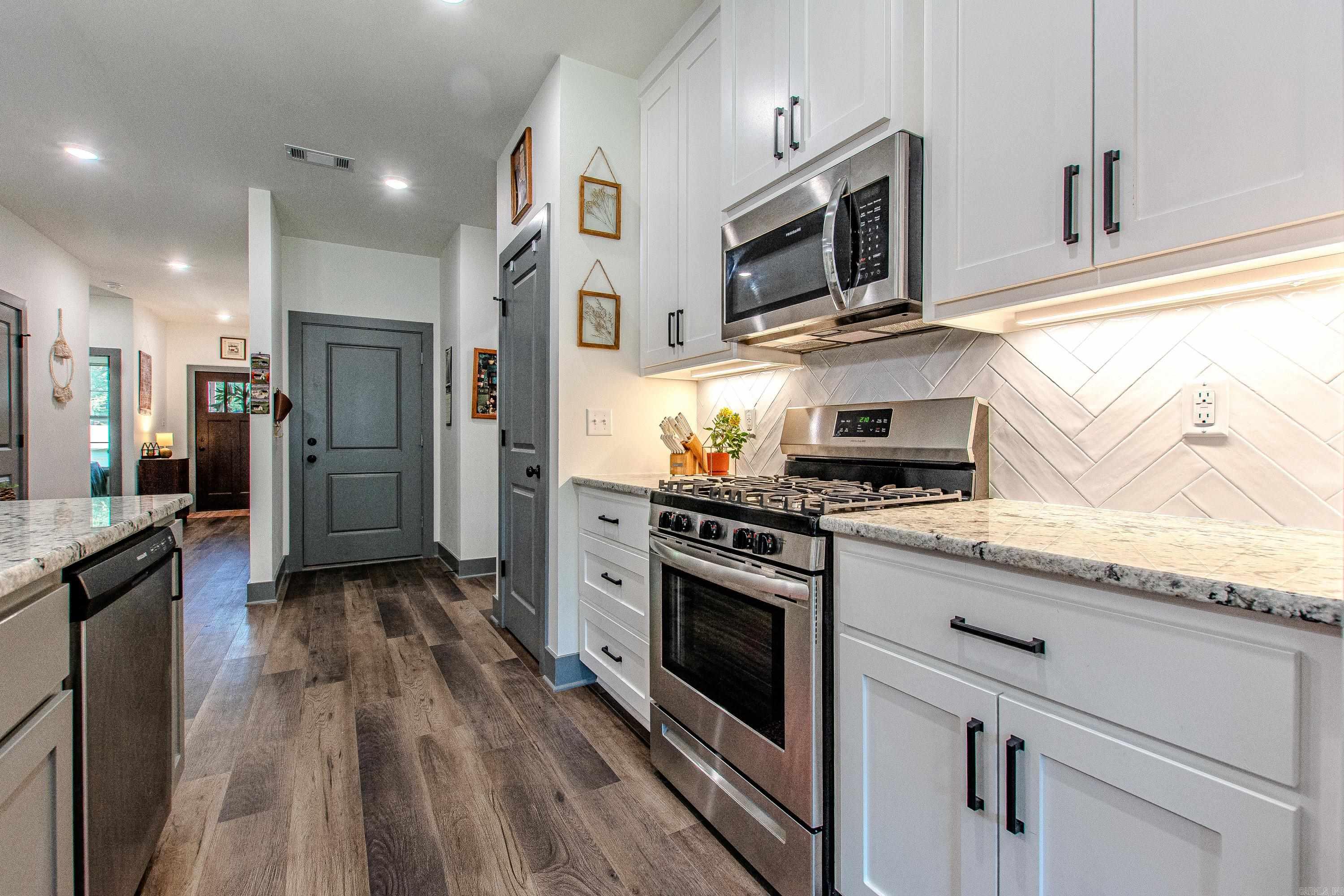 NORTHSHORE GARDENS - Residential