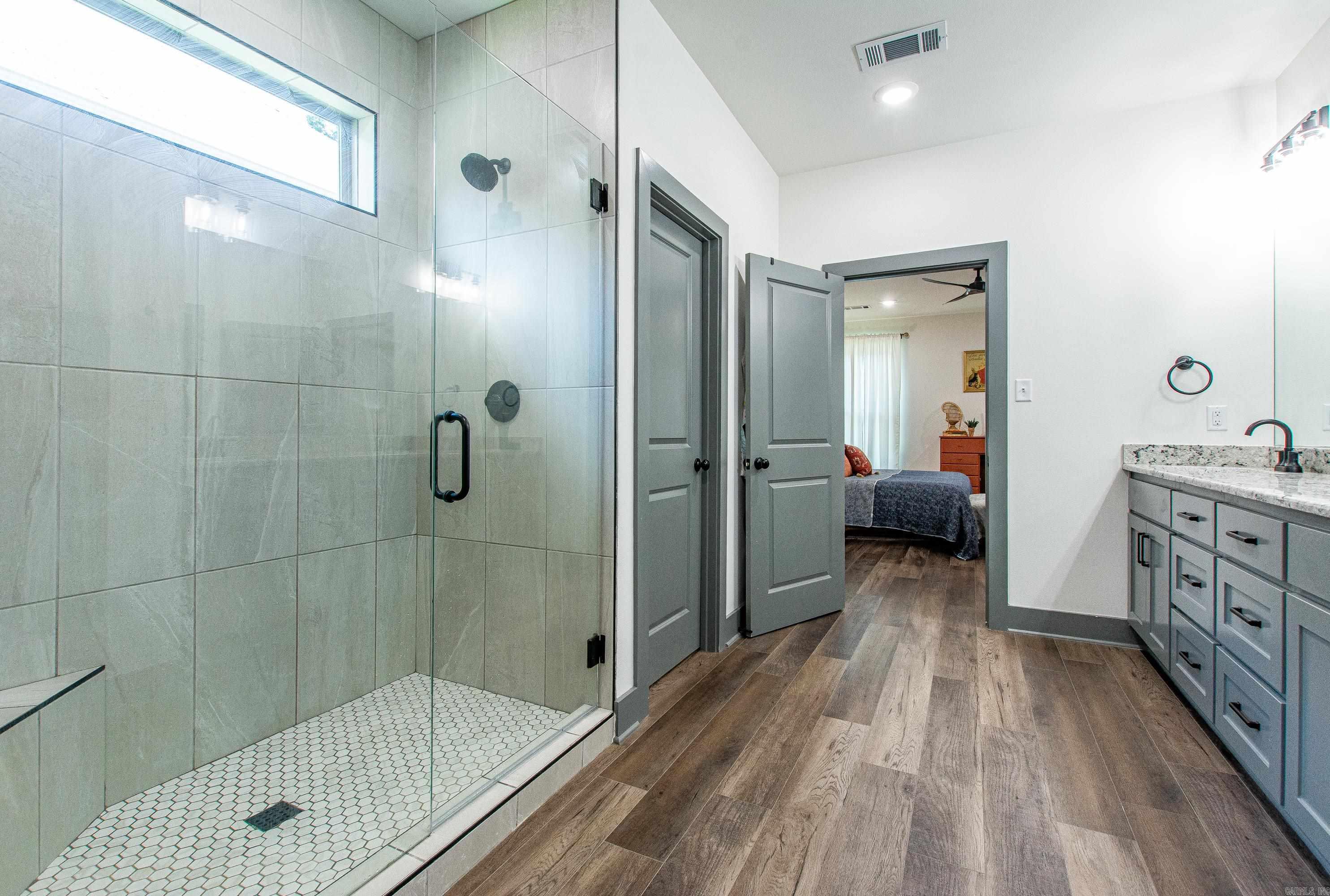 NORTHSHORE GARDENS - Residential