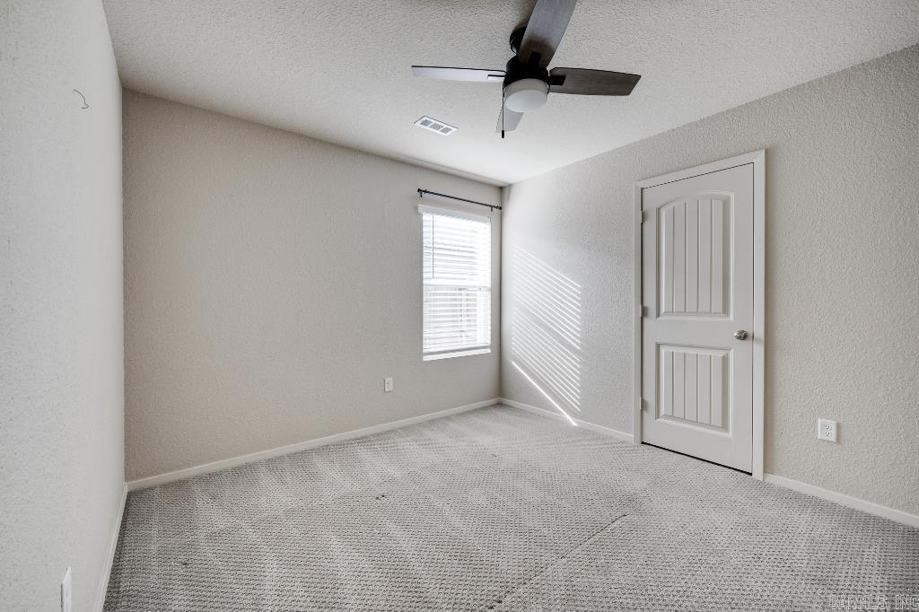 WOODLANDS EDGE - Residential