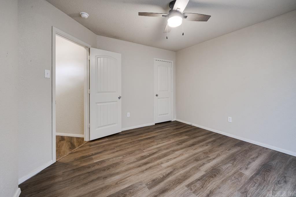 WOODLANDS EDGE - Residential