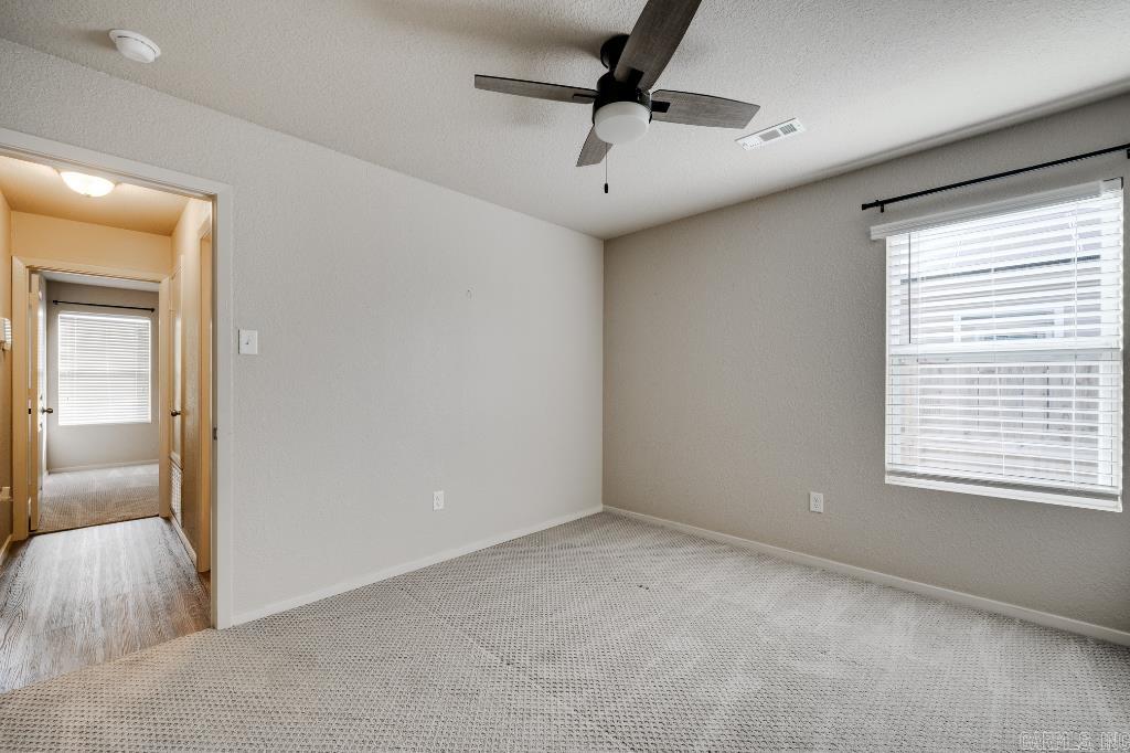 WOODLANDS EDGE - Residential