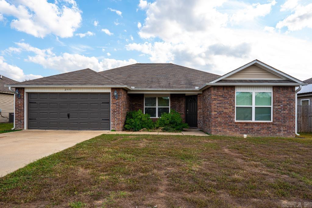 WOODLANDS EDGE - Residential