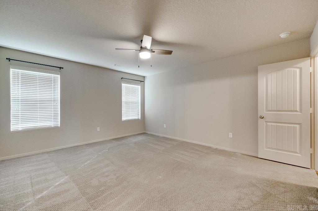 WOODLANDS EDGE - Residential