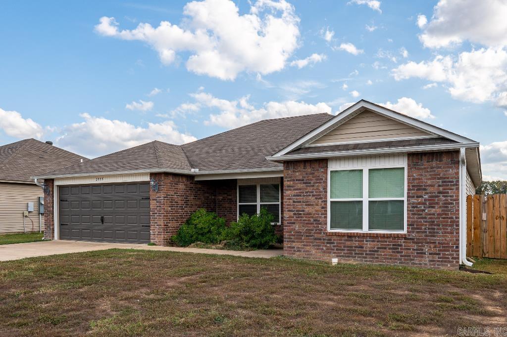 WOODLANDS EDGE - Residential