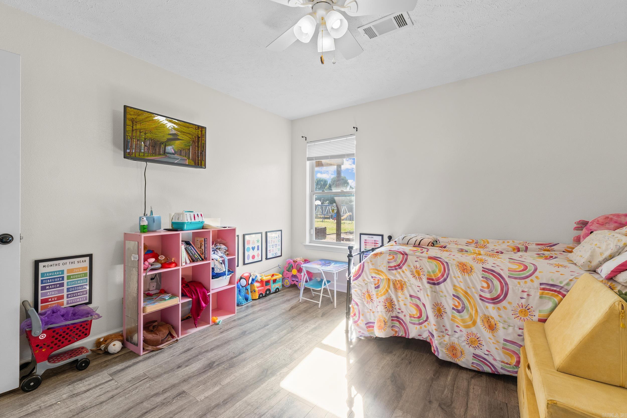 DOVE CREEK - Residential