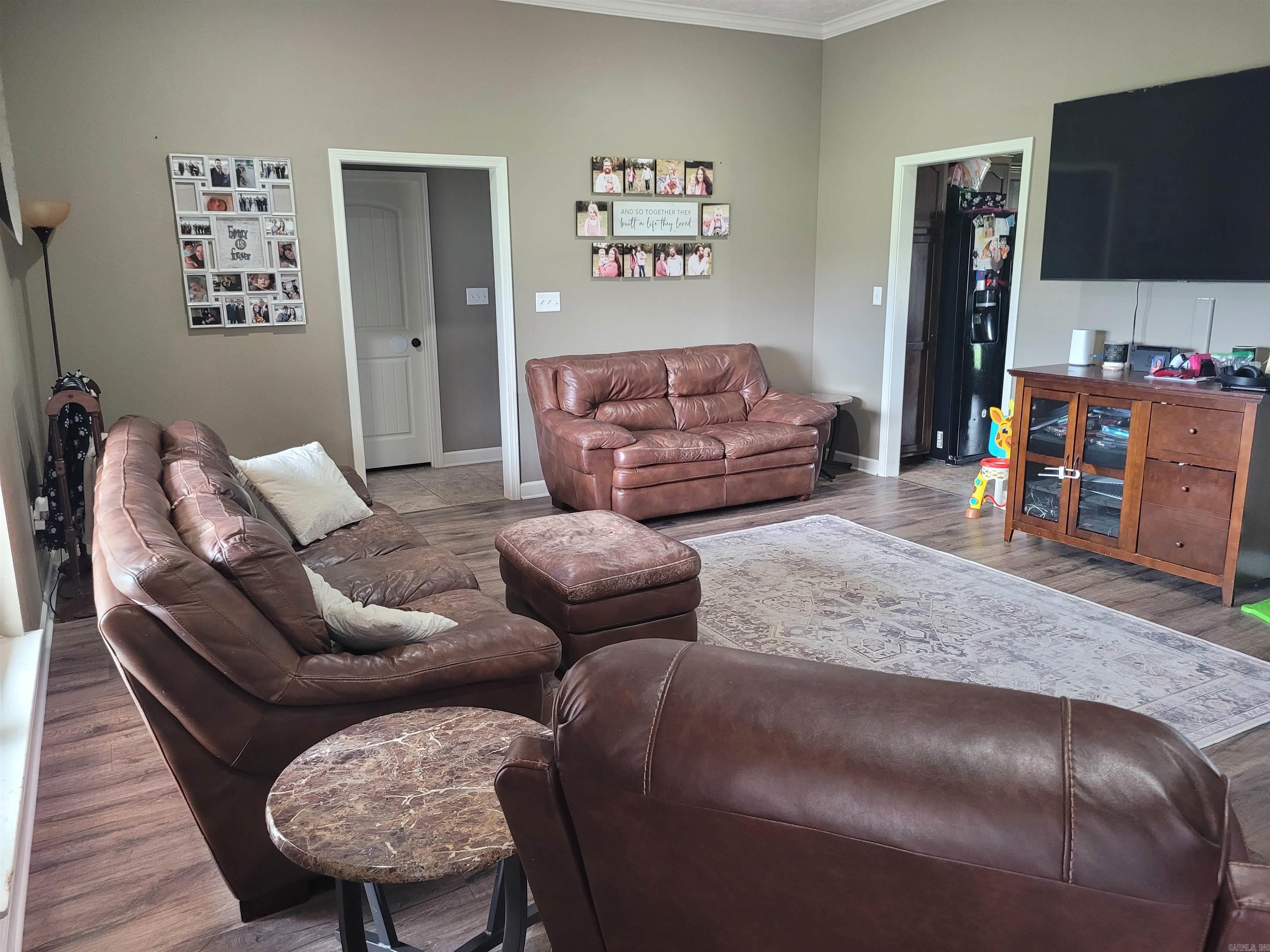 DOVE CREEK - Residential