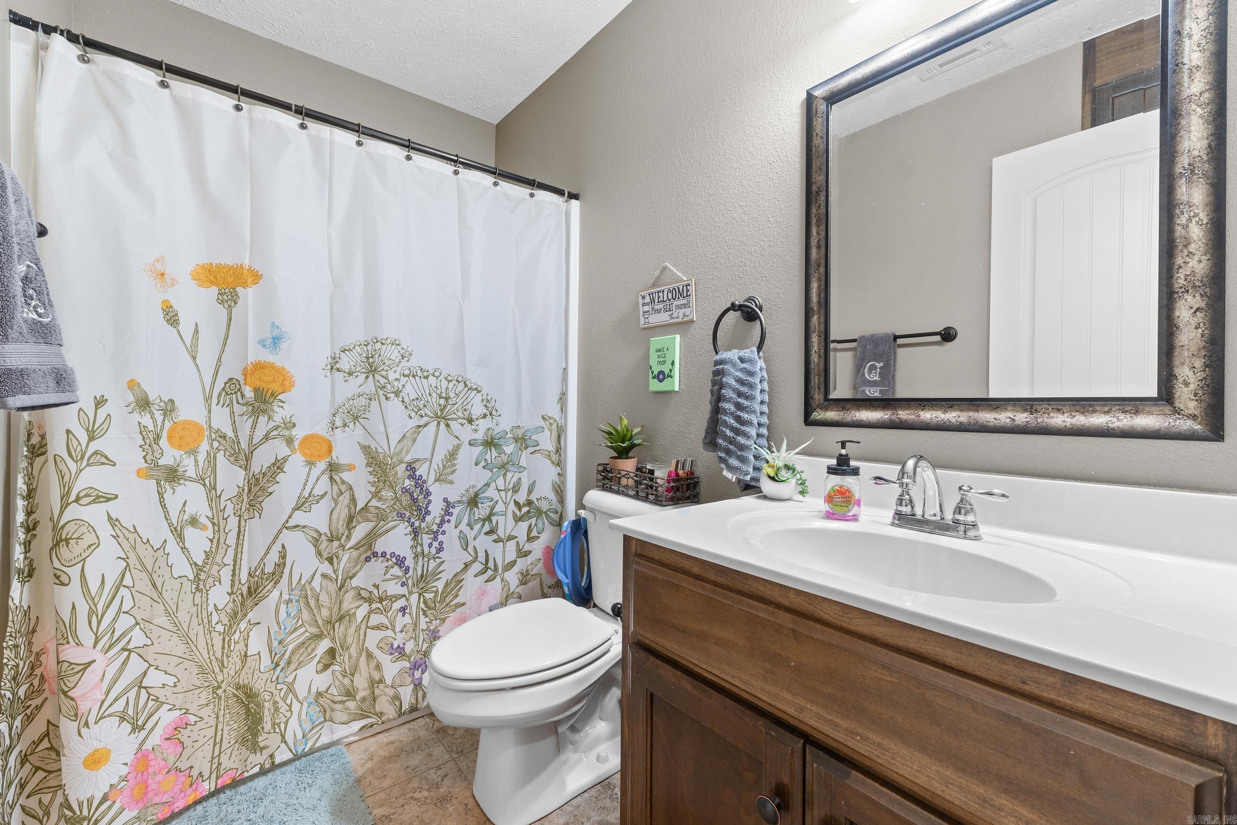 DOVE CREEK - Residential