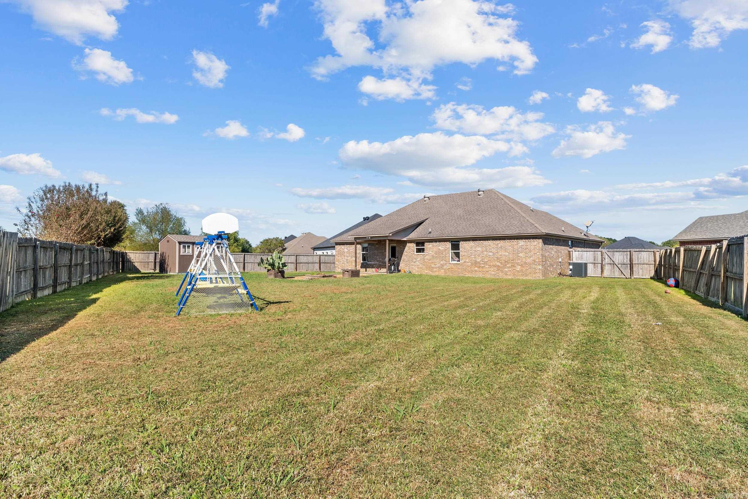 DOVE CREEK - Residential