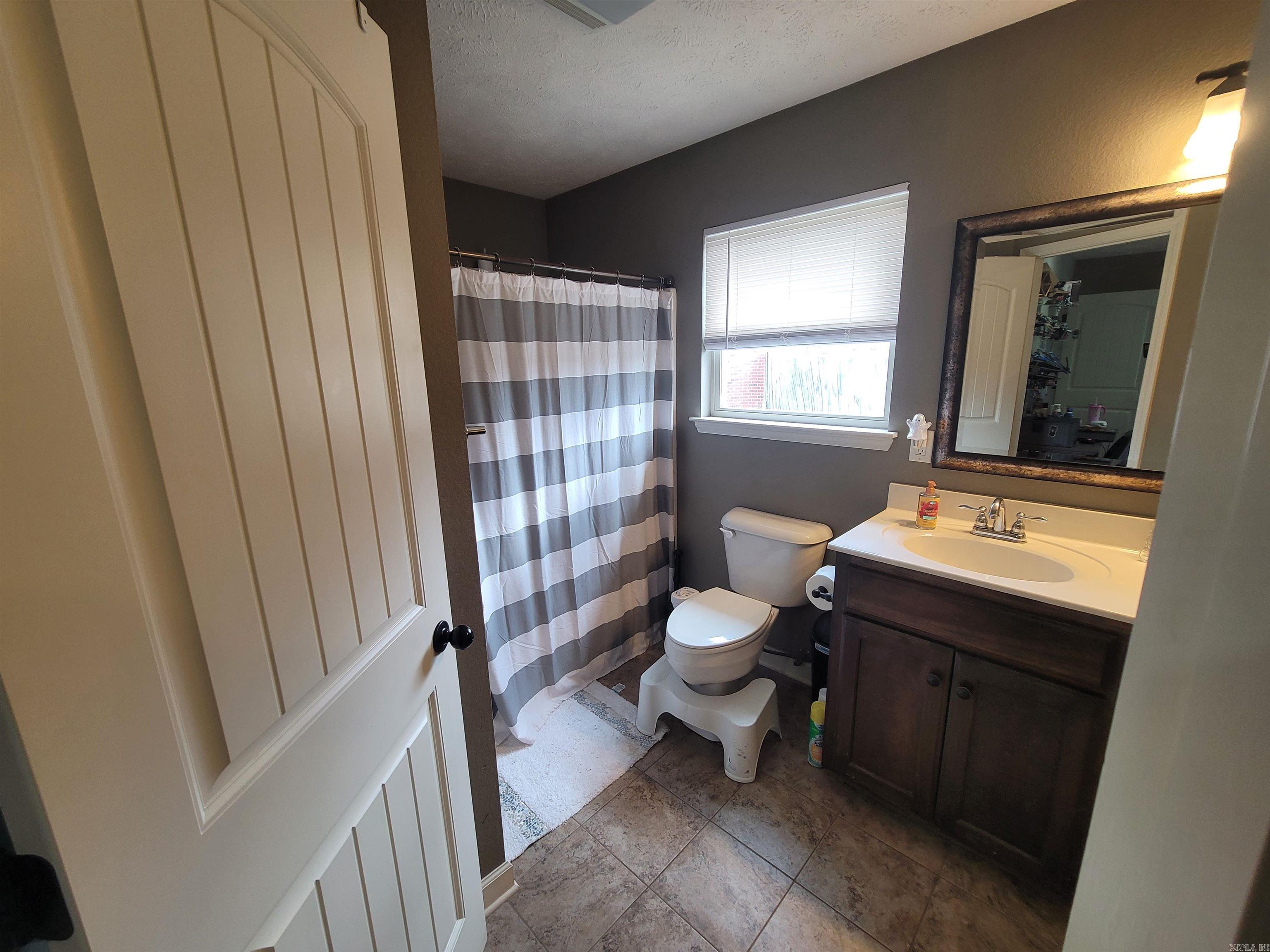DOVE CREEK - Residential