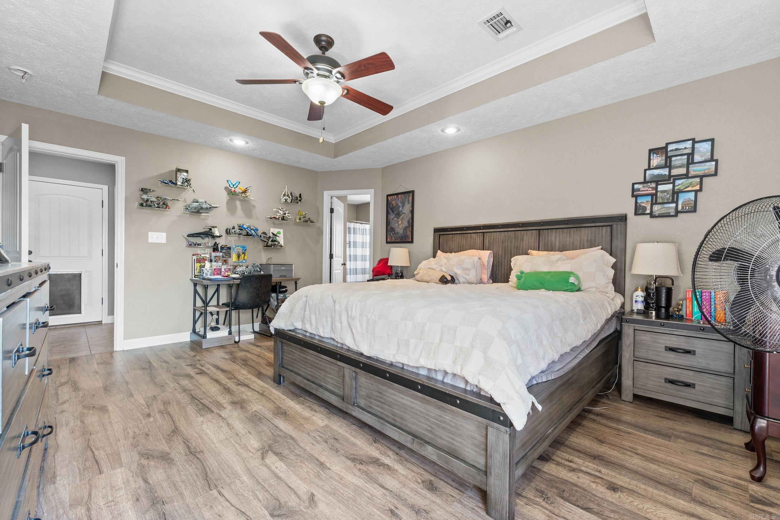 DOVE CREEK - Residential