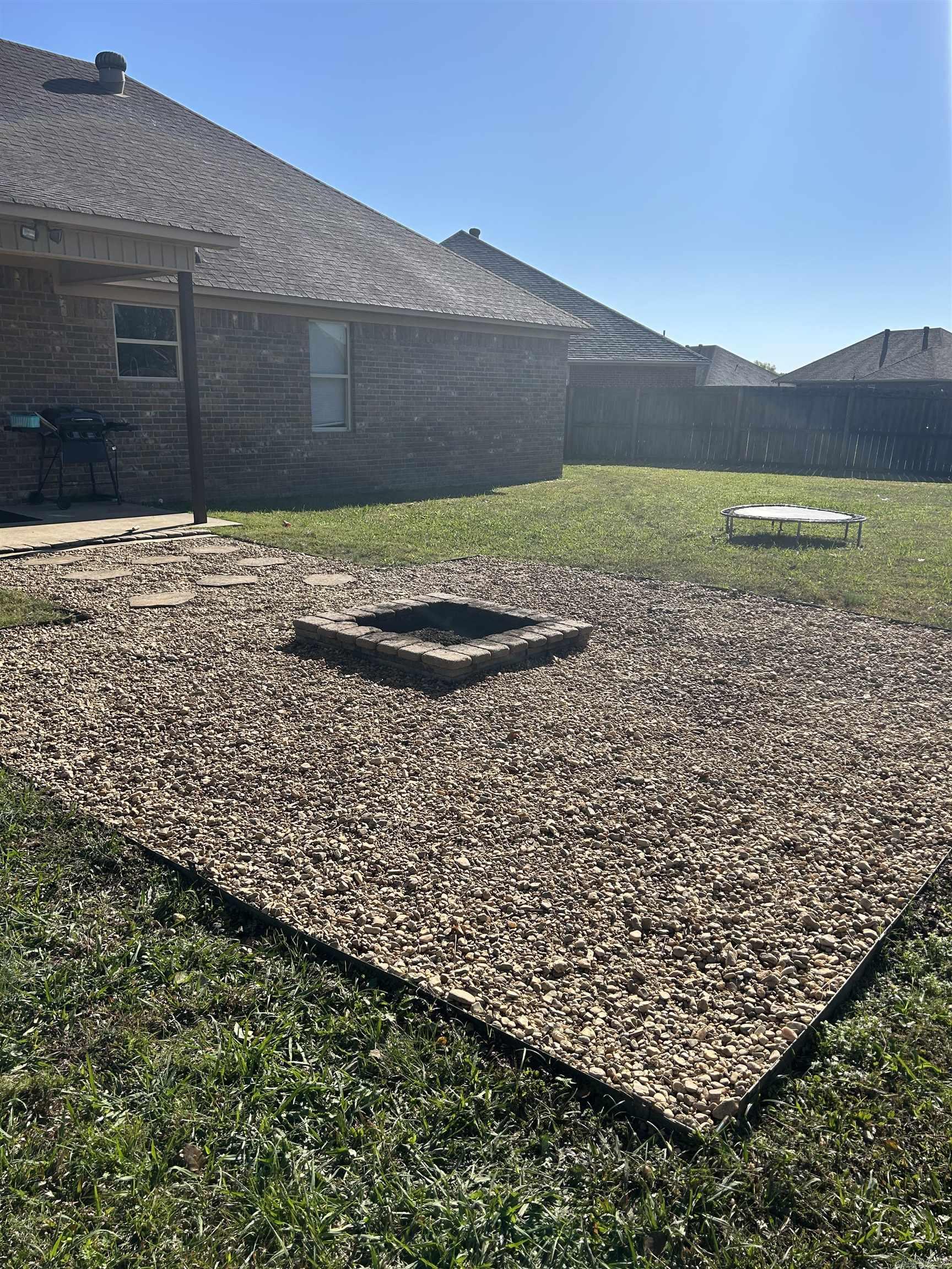 DOVE CREEK - Residential