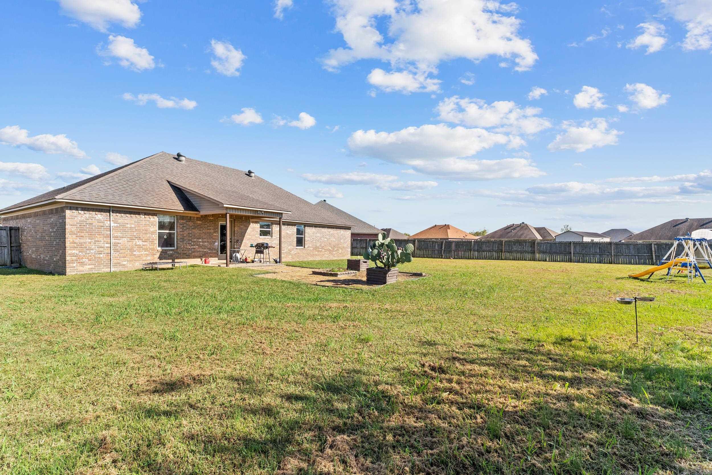 DOVE CREEK - Residential