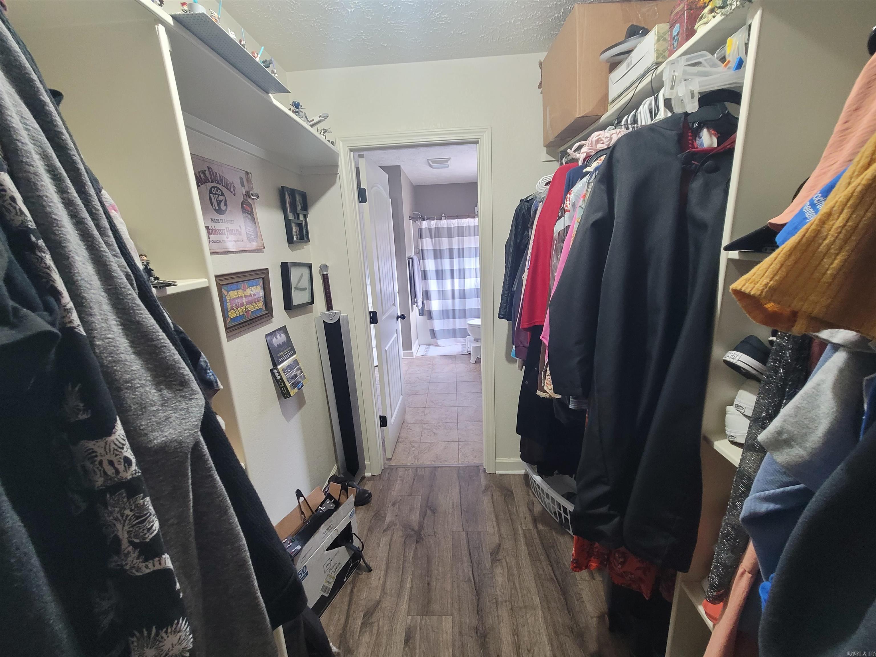 DOVE CREEK - Residential