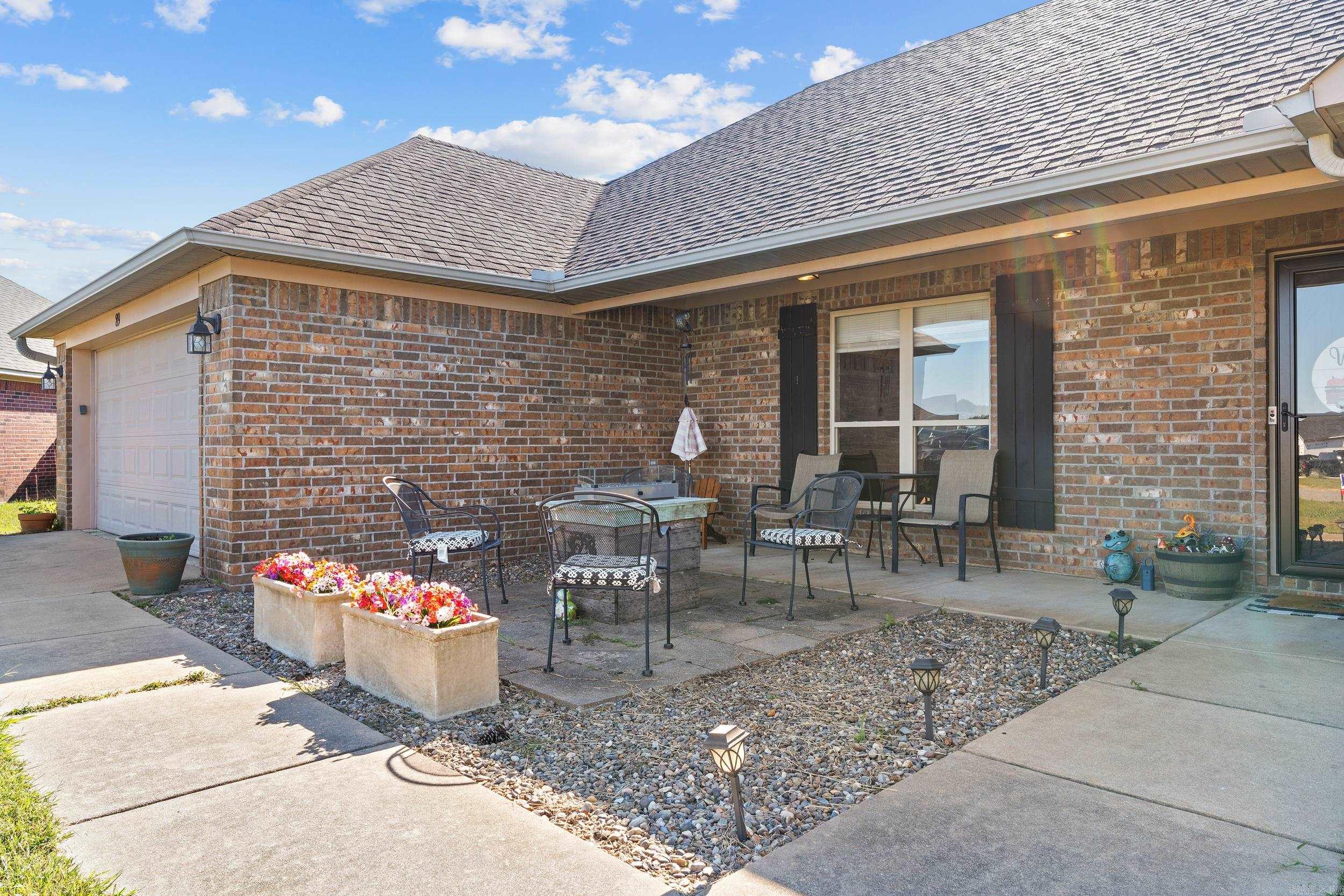 DOVE CREEK - Residential