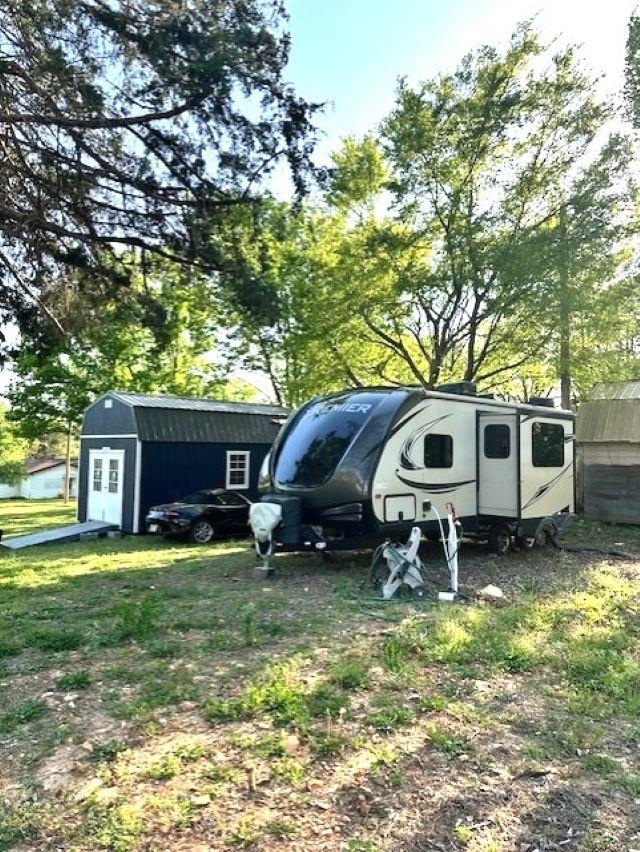 Beutler Acres - Land