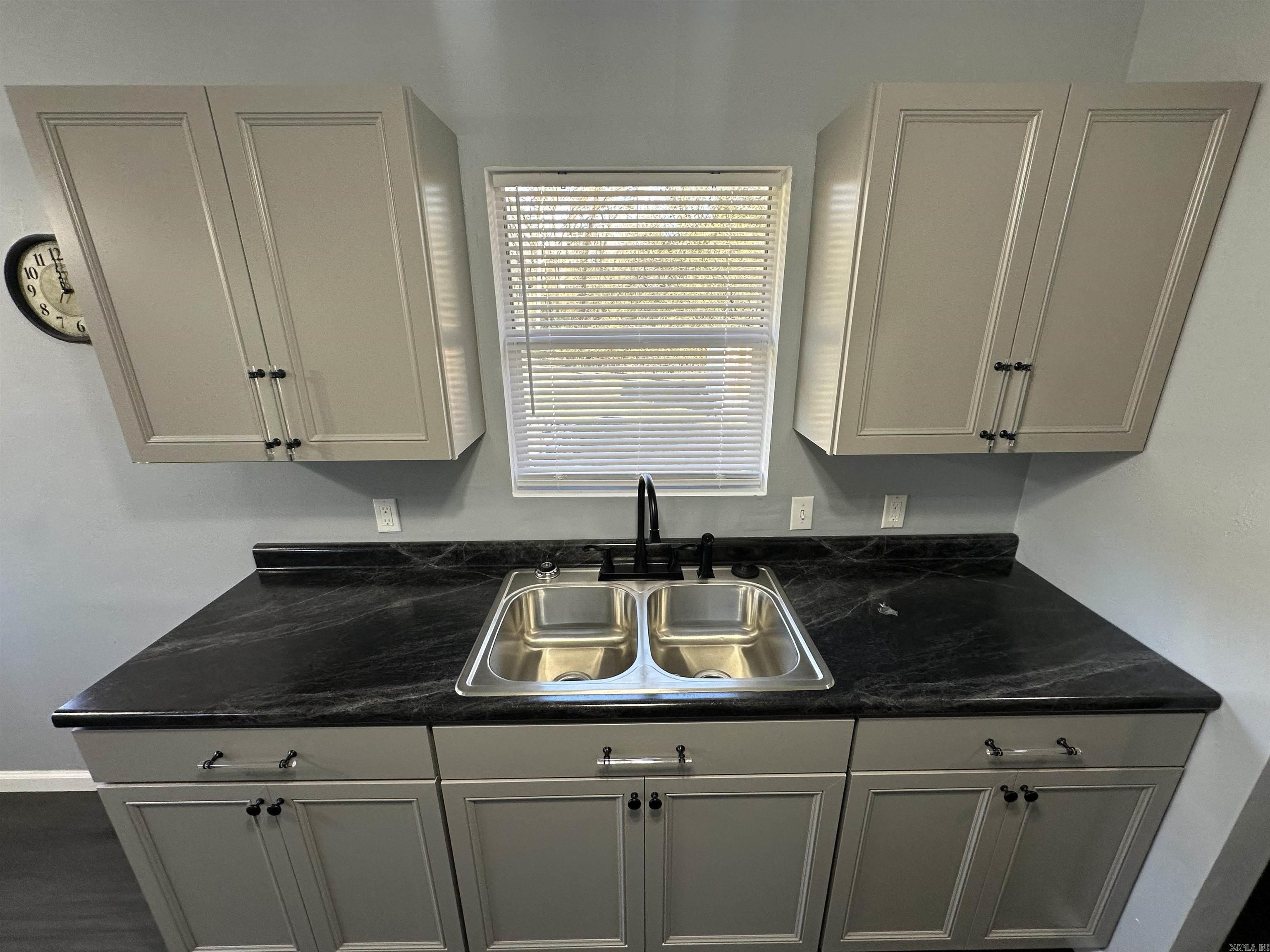 Pankey J Ext 3 - Residential