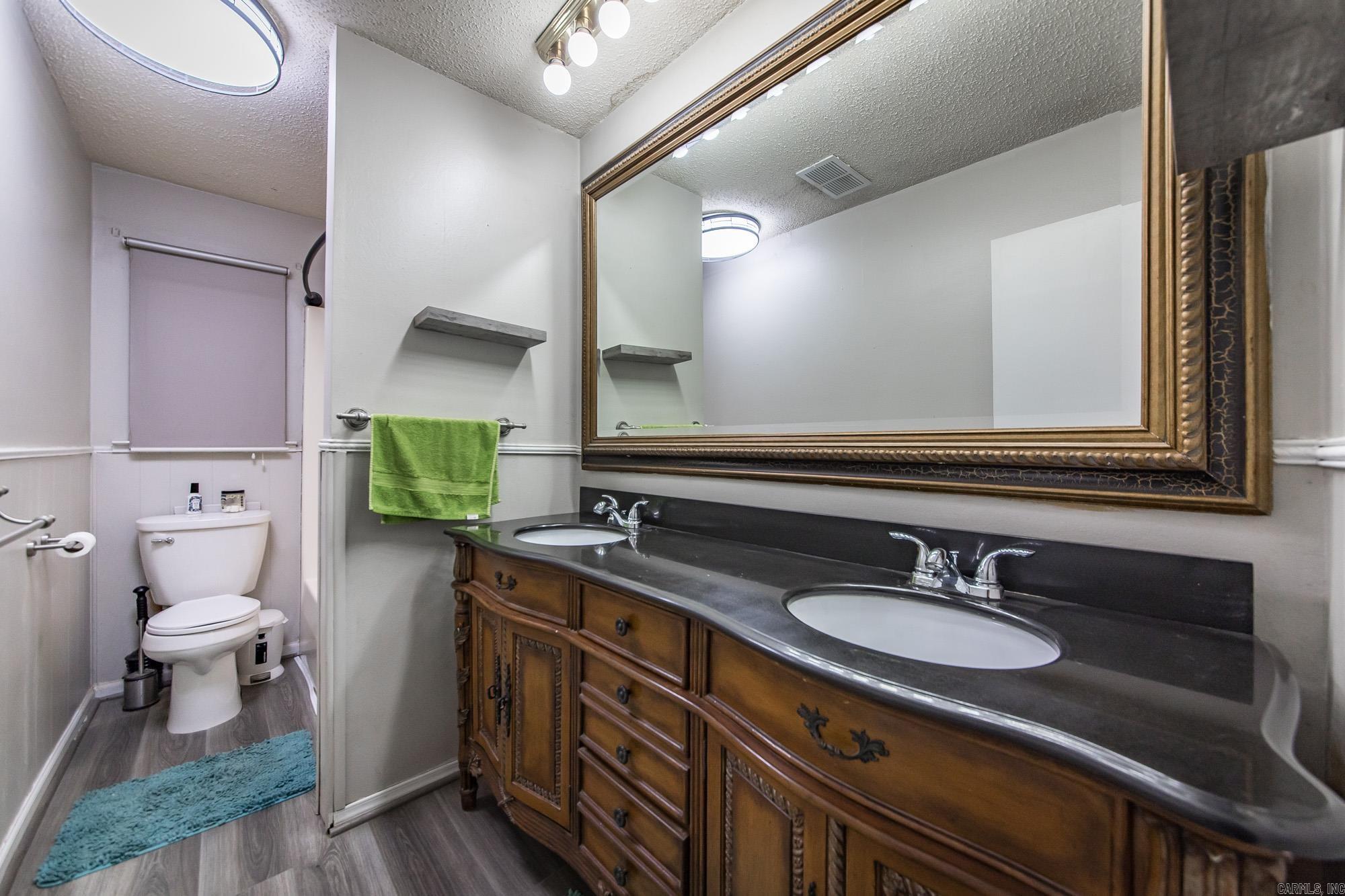 DEEREWOOD - Residential