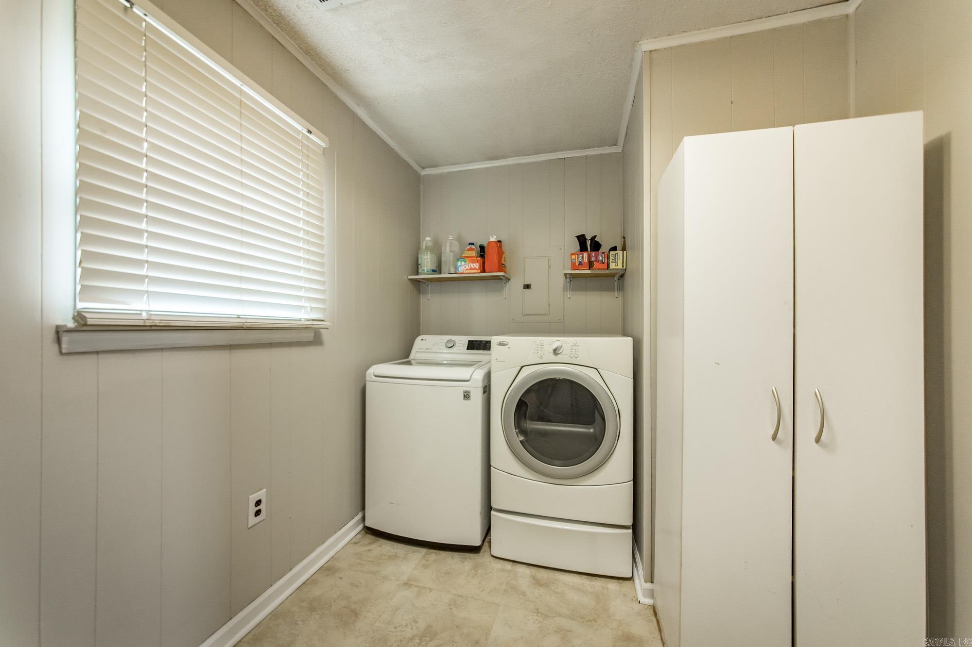 DEEREWOOD - Residential