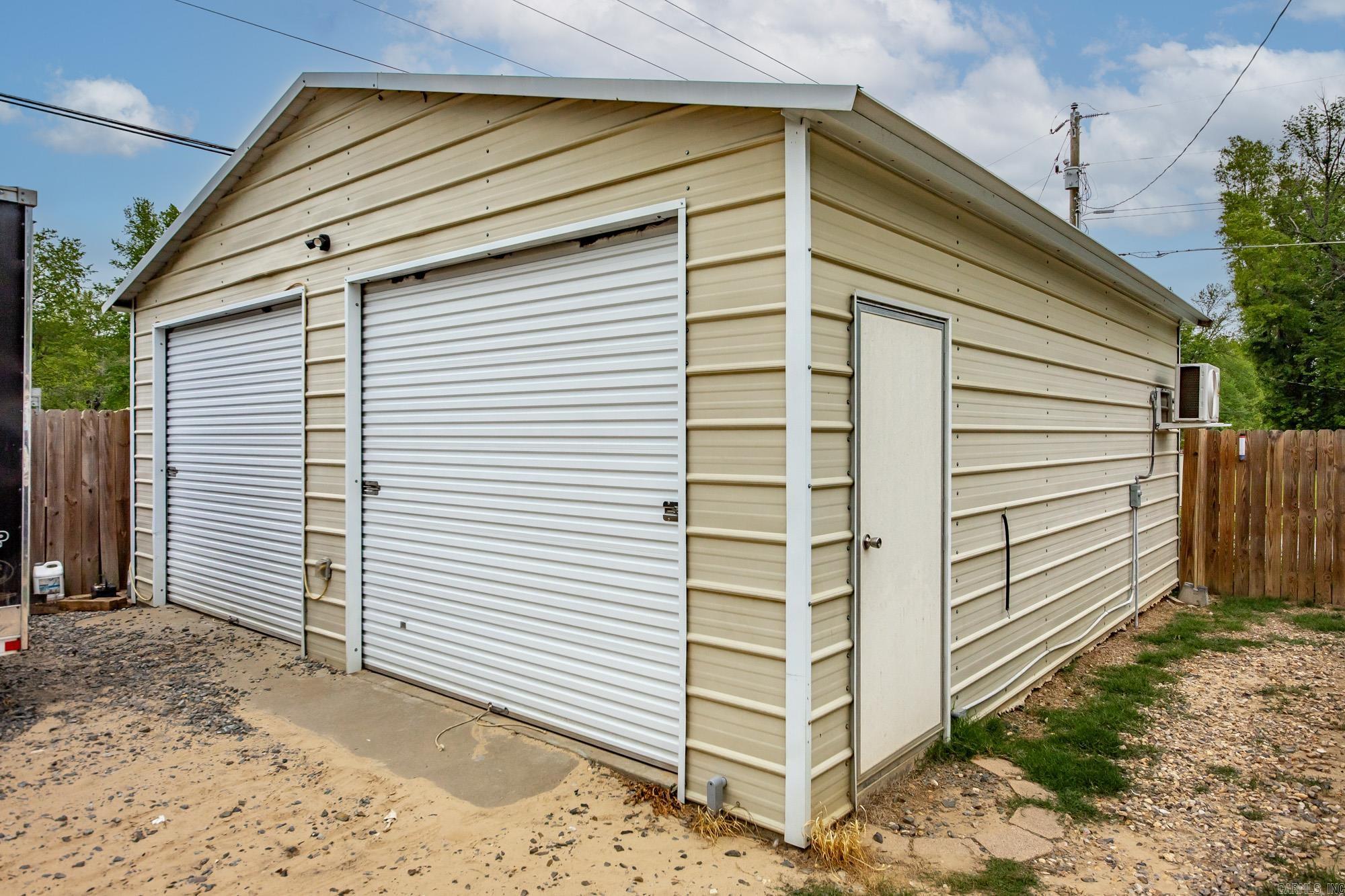 DEEREWOOD - Residential