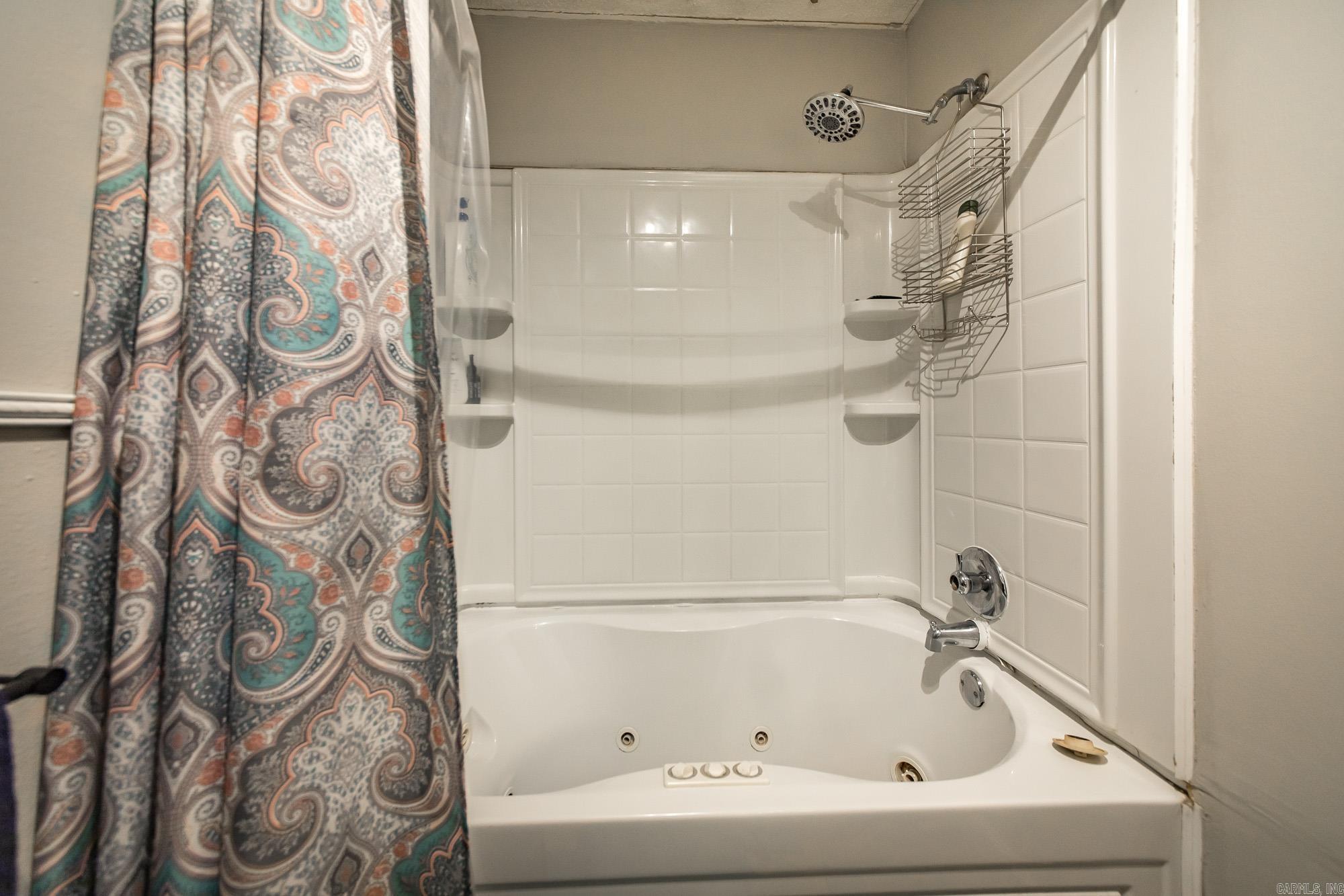 DEEREWOOD - Residential