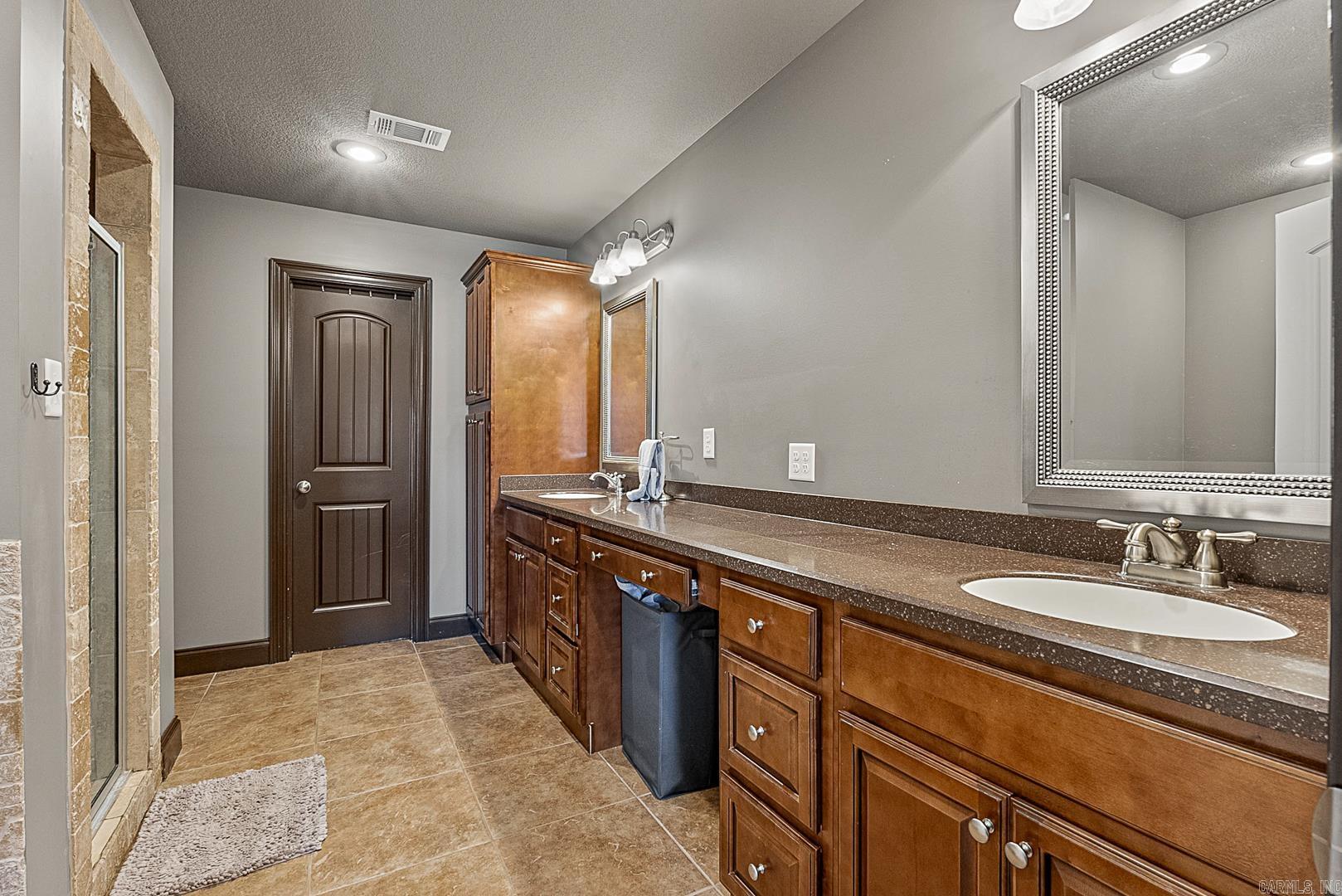 BEAVER CREEK - Residential