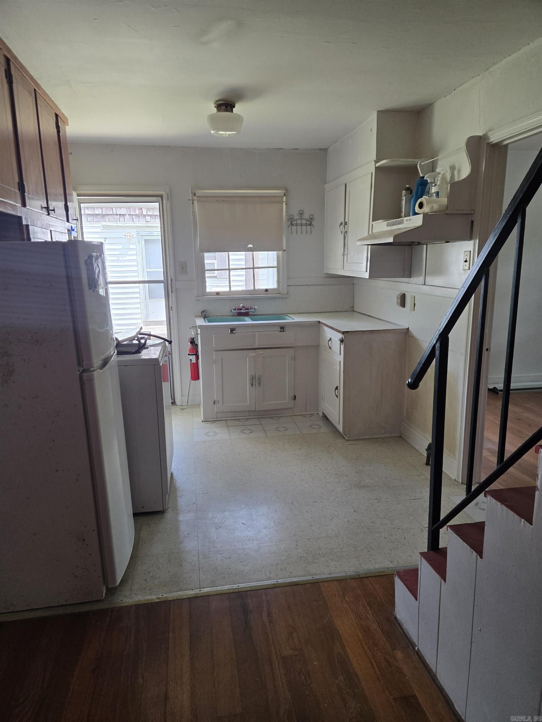 AUSTIN & TAYLOR ADDITION - Residential