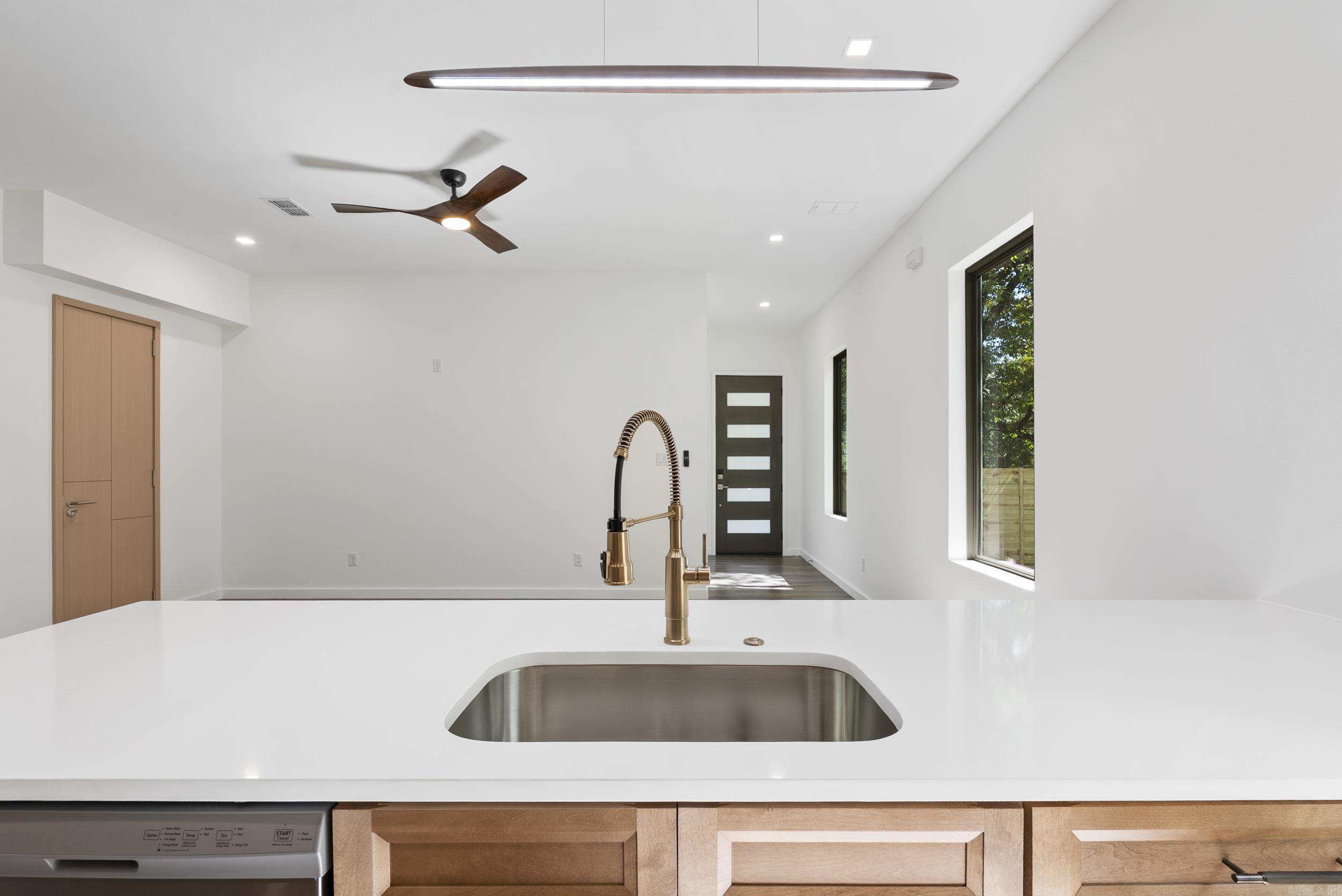 OAK GLENN - Residential