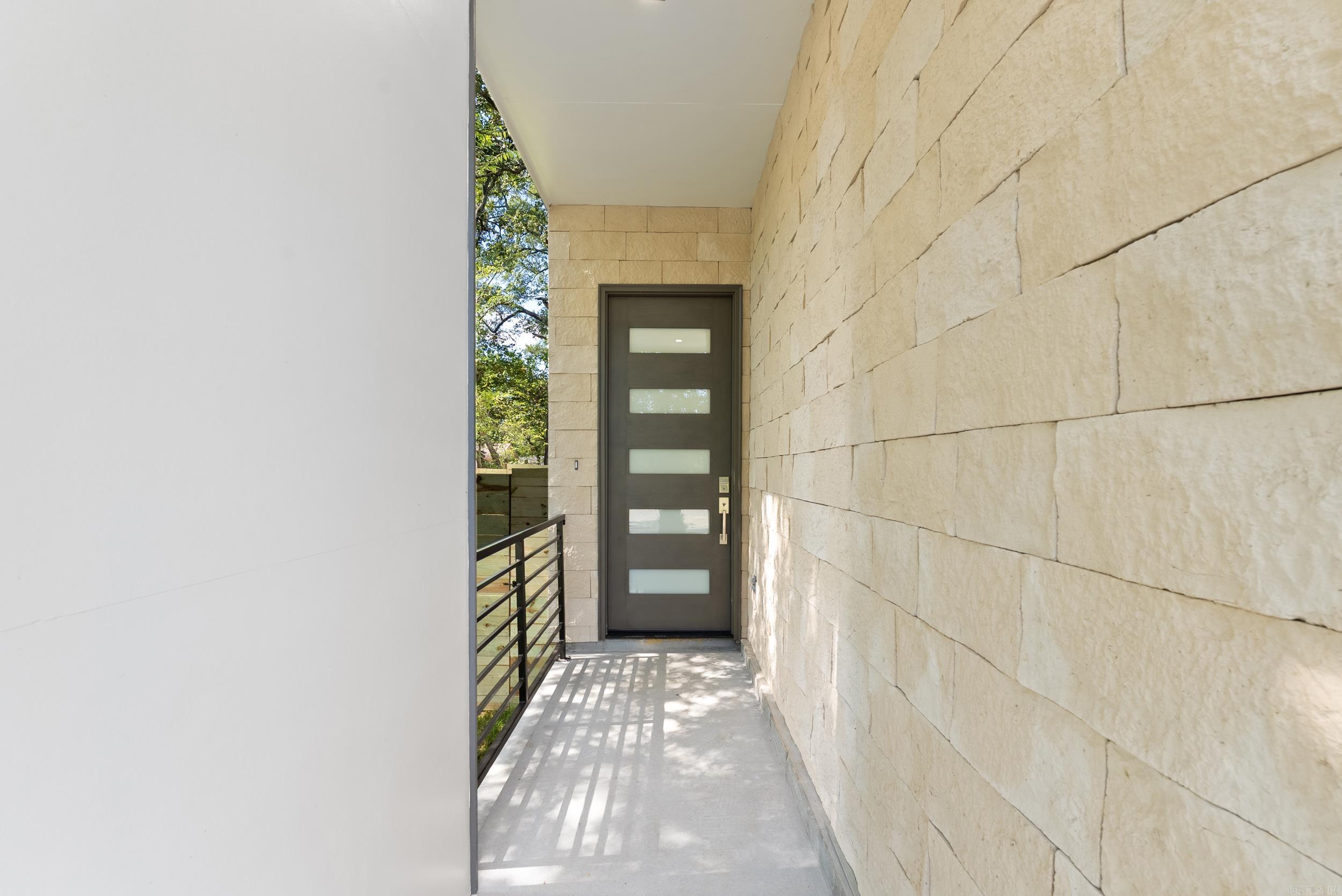 OAK GLENN - Residential