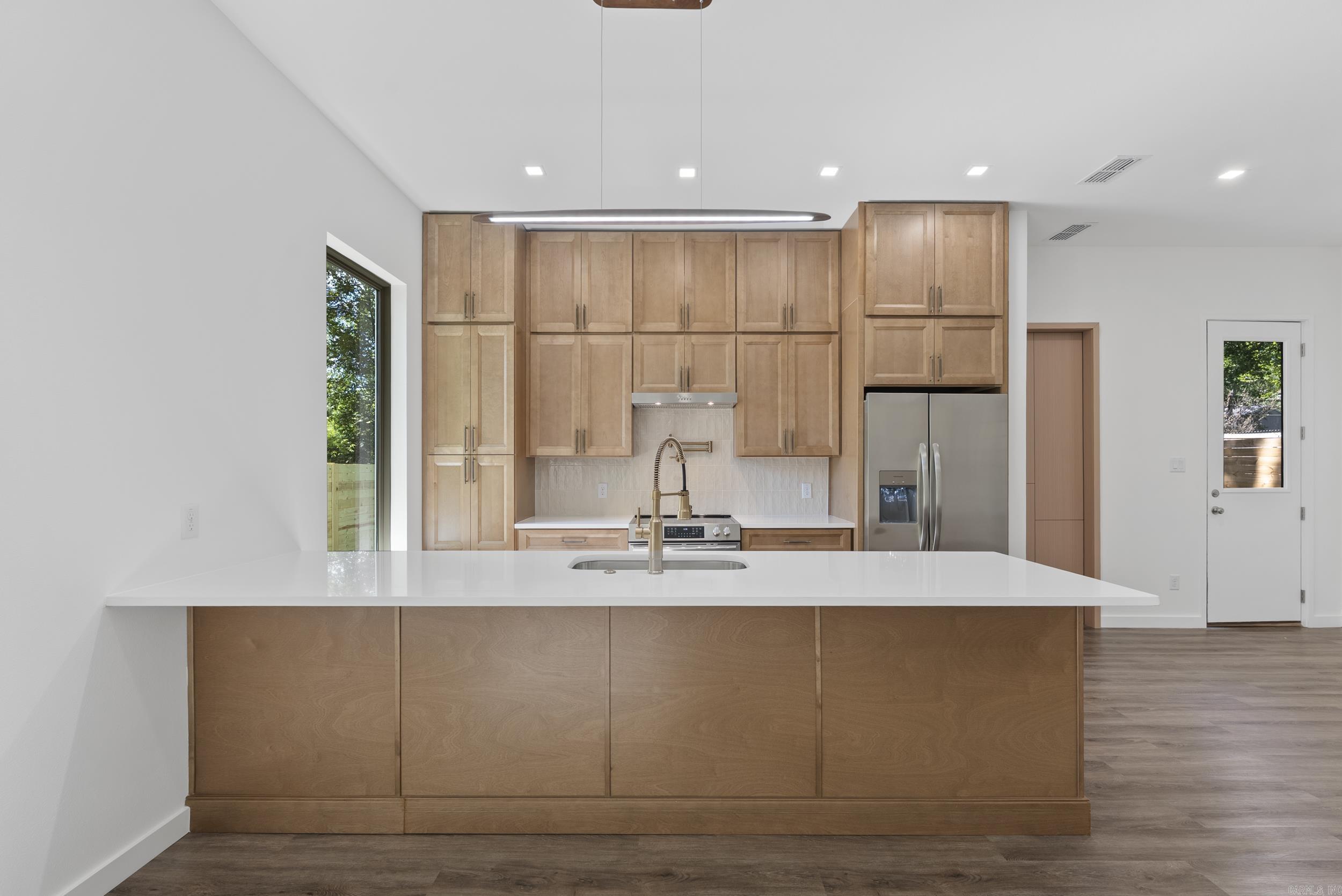 OAK GLENN - Residential