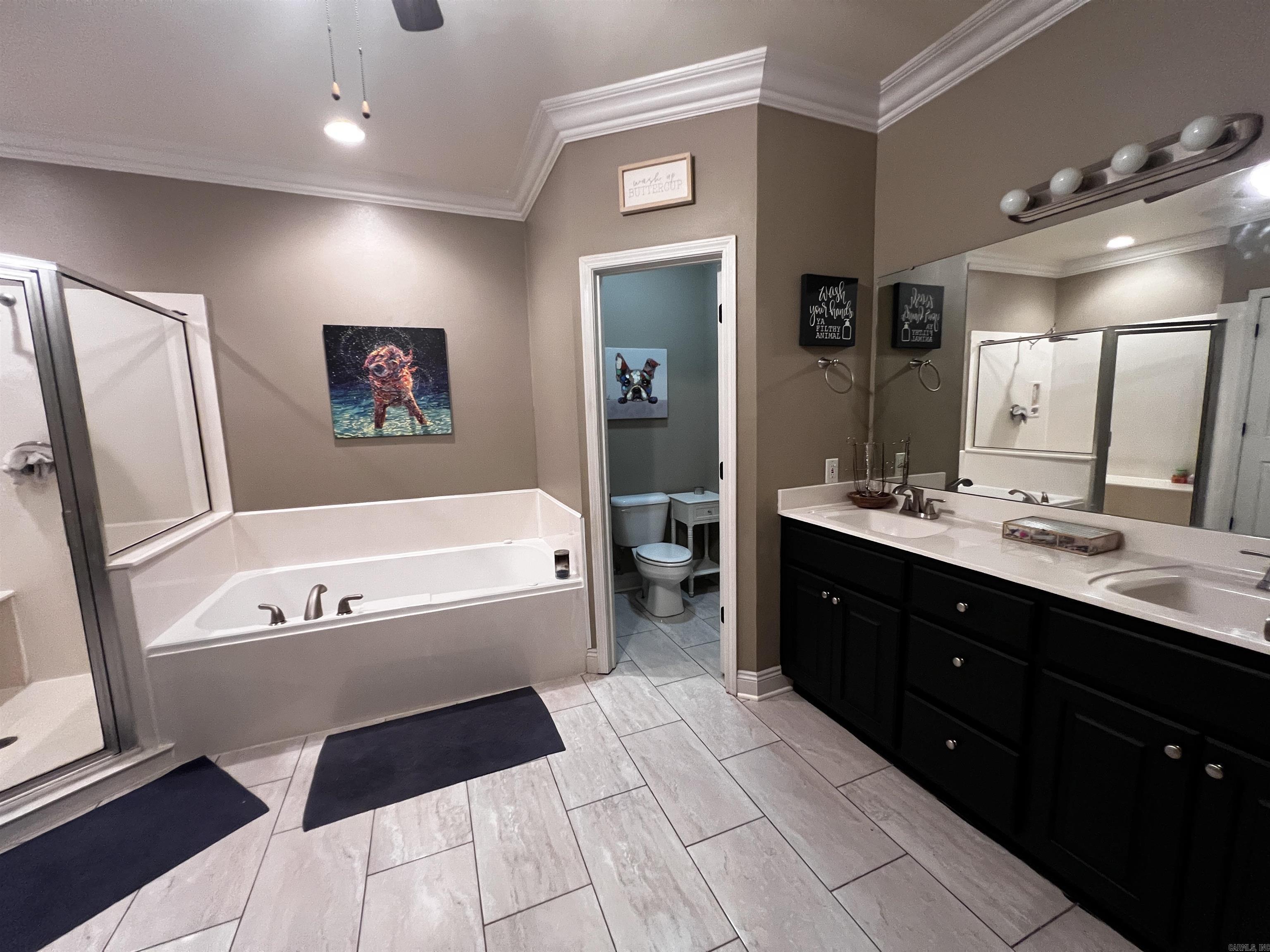 LONGHILLS VILLAGE - Residential