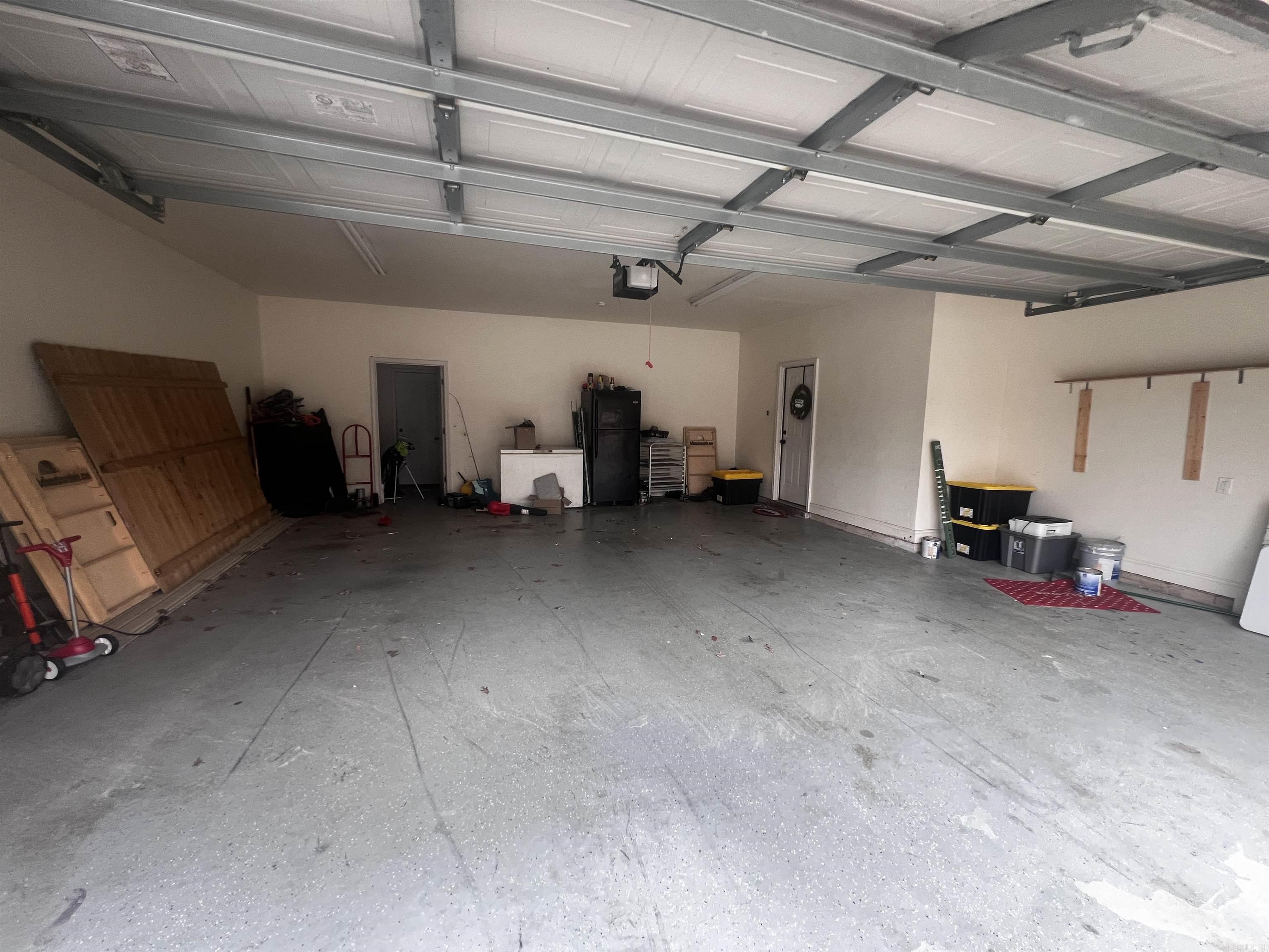 LONGHILLS VILLAGE - Residential