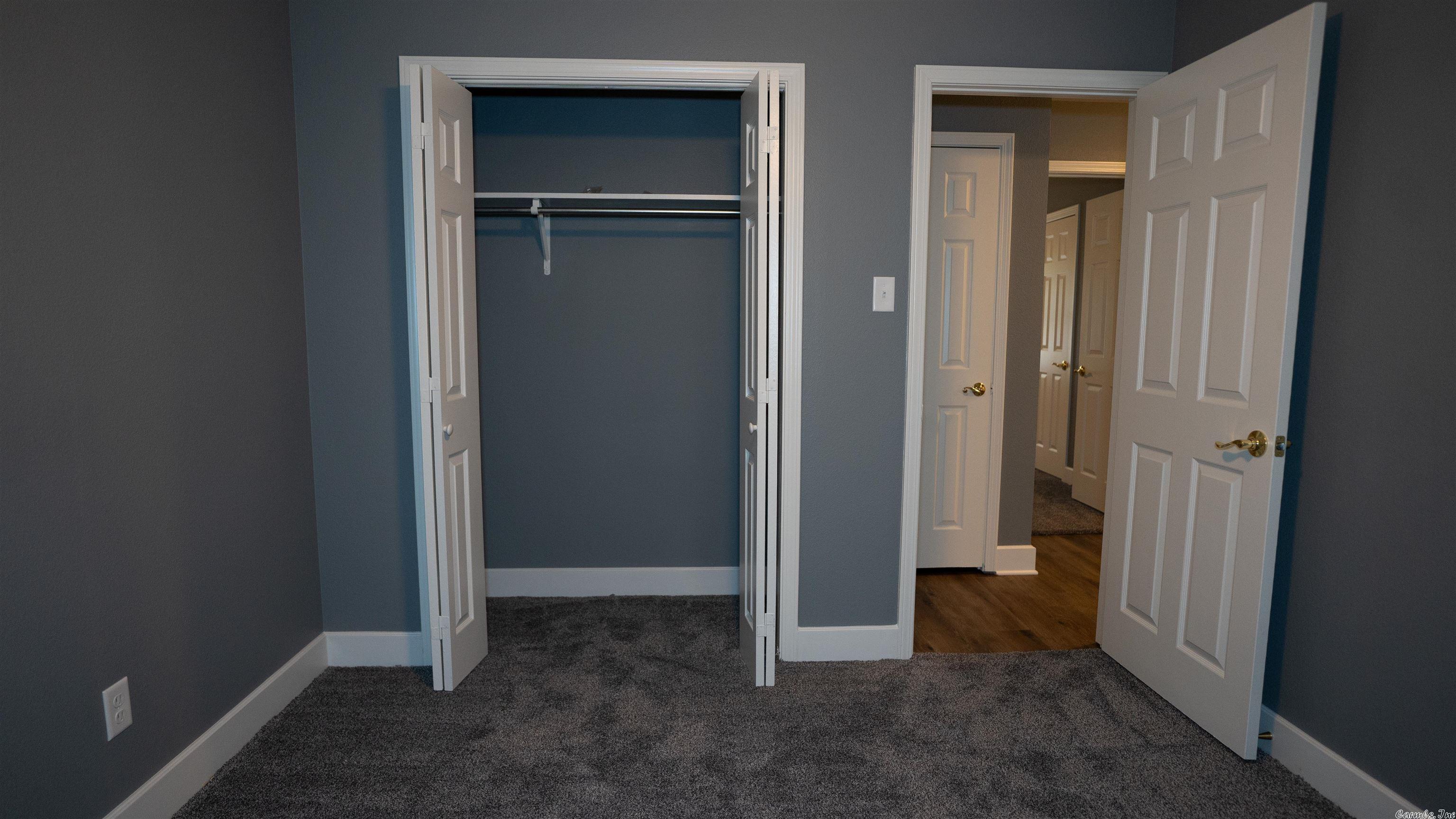 Meadowbrook B - Residential