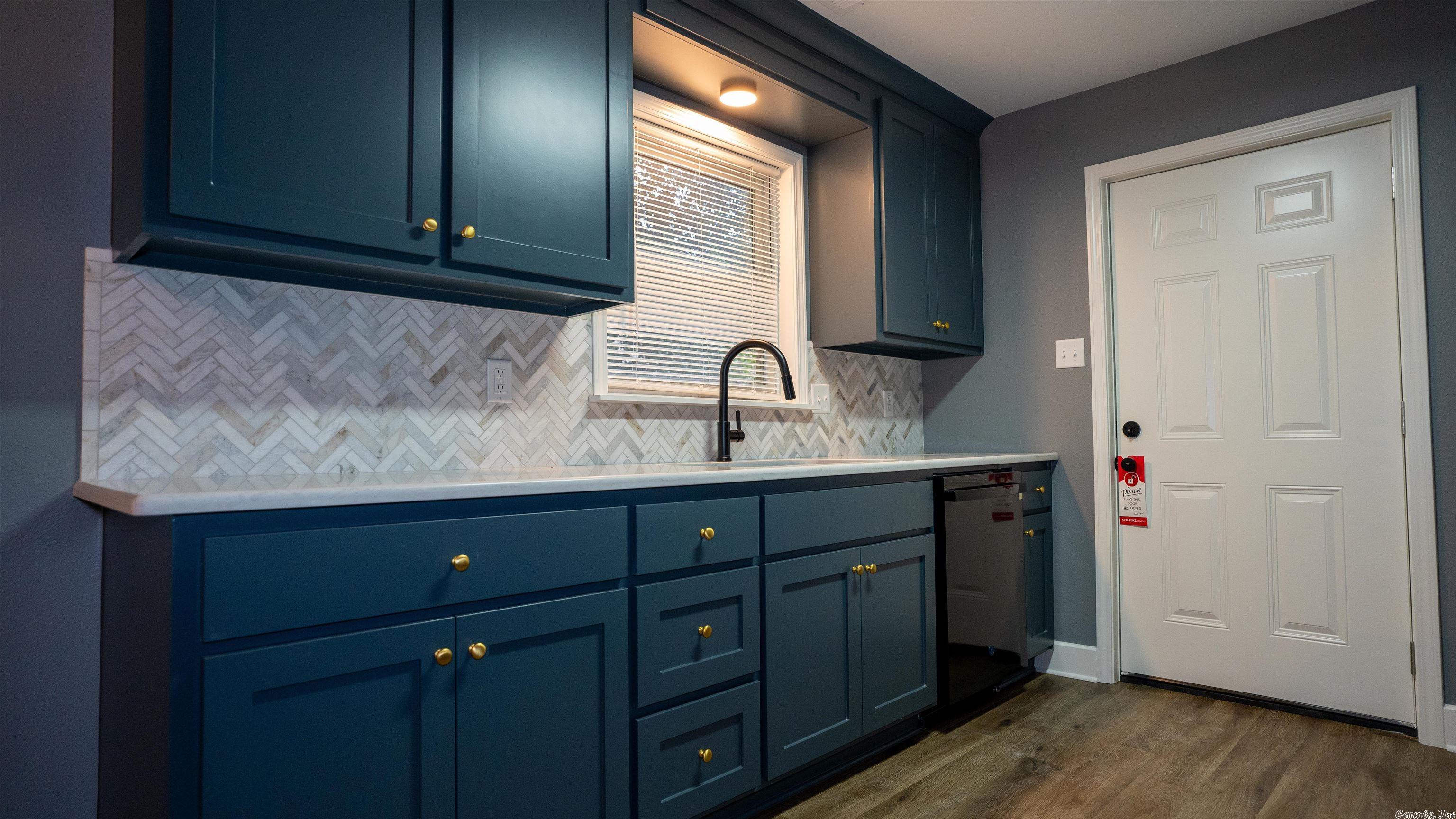 Meadowbrook B - Residential