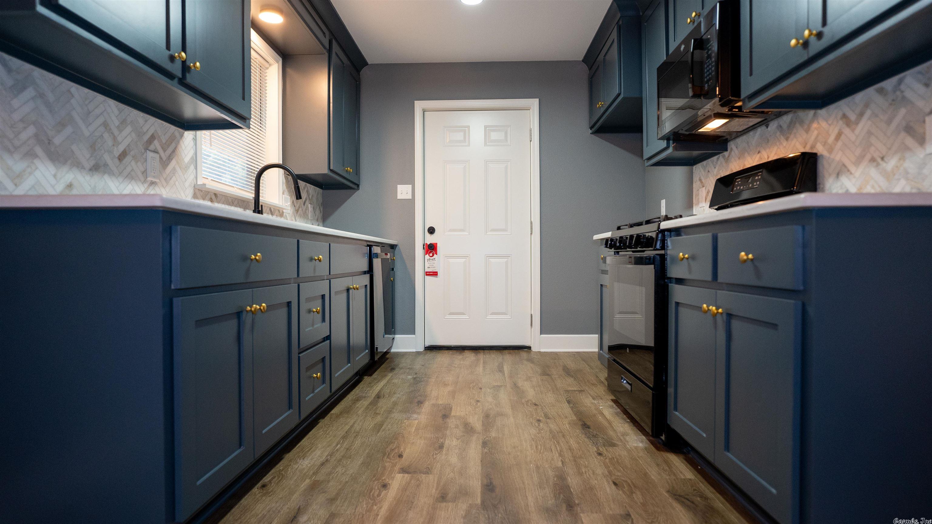 Meadowbrook B - Residential