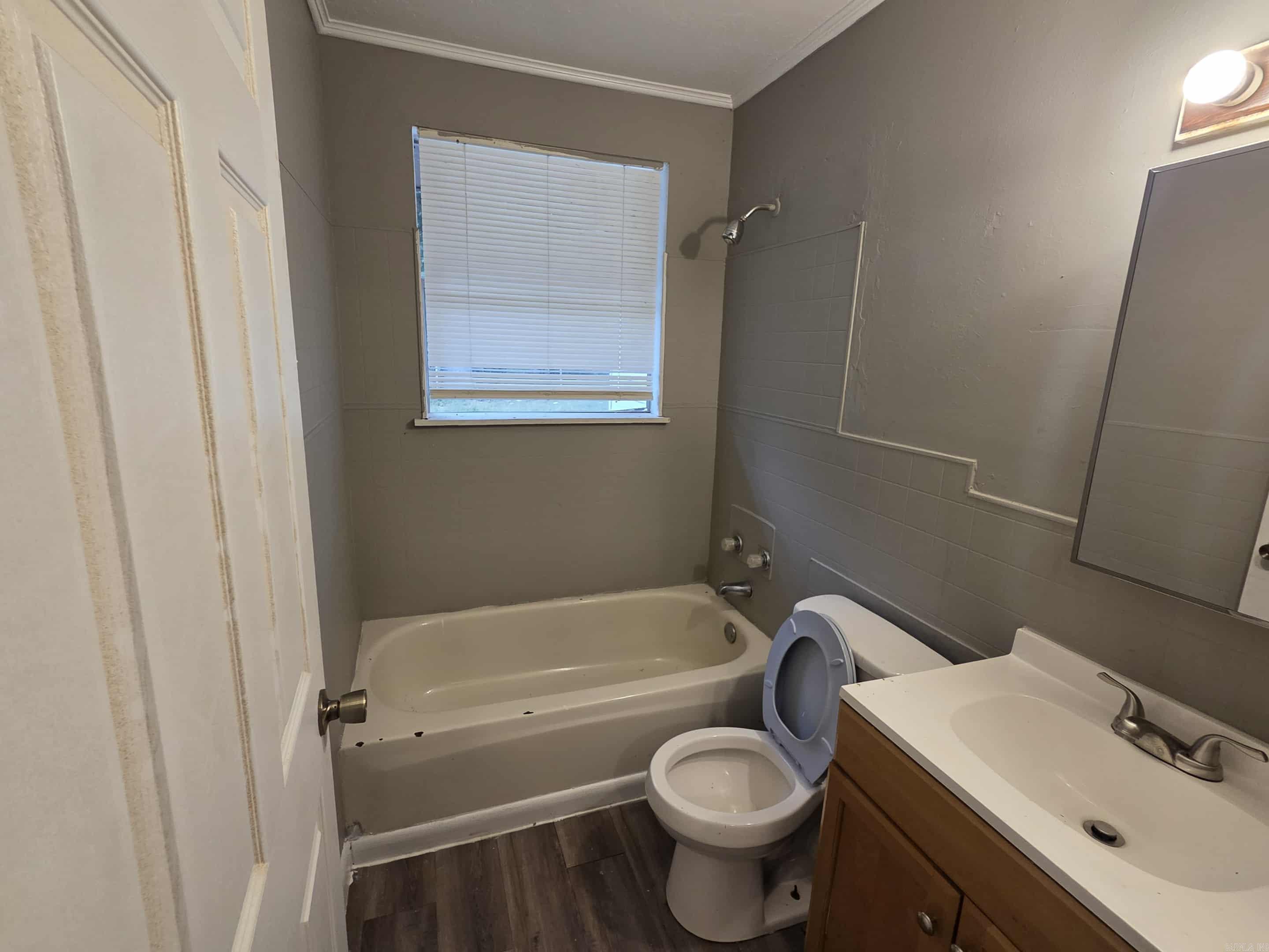 SHADY GROVE - Residential