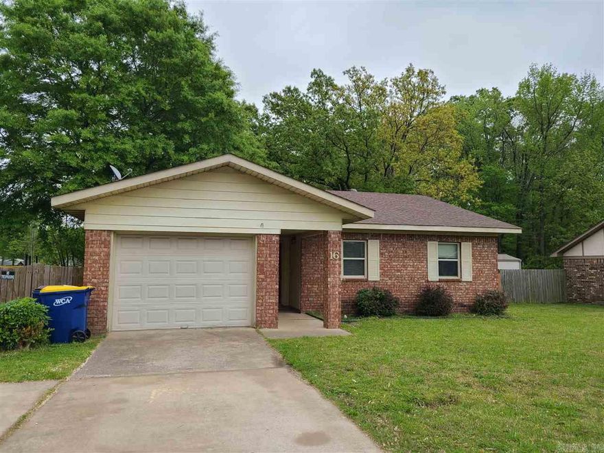 3 bedroom 2 bath home with garage parking. Kitchen appliances included. Washer & dryer hook ups. Lease terms $1050 deposit, $40 application fee. Apply online at c21prjxrentals.com