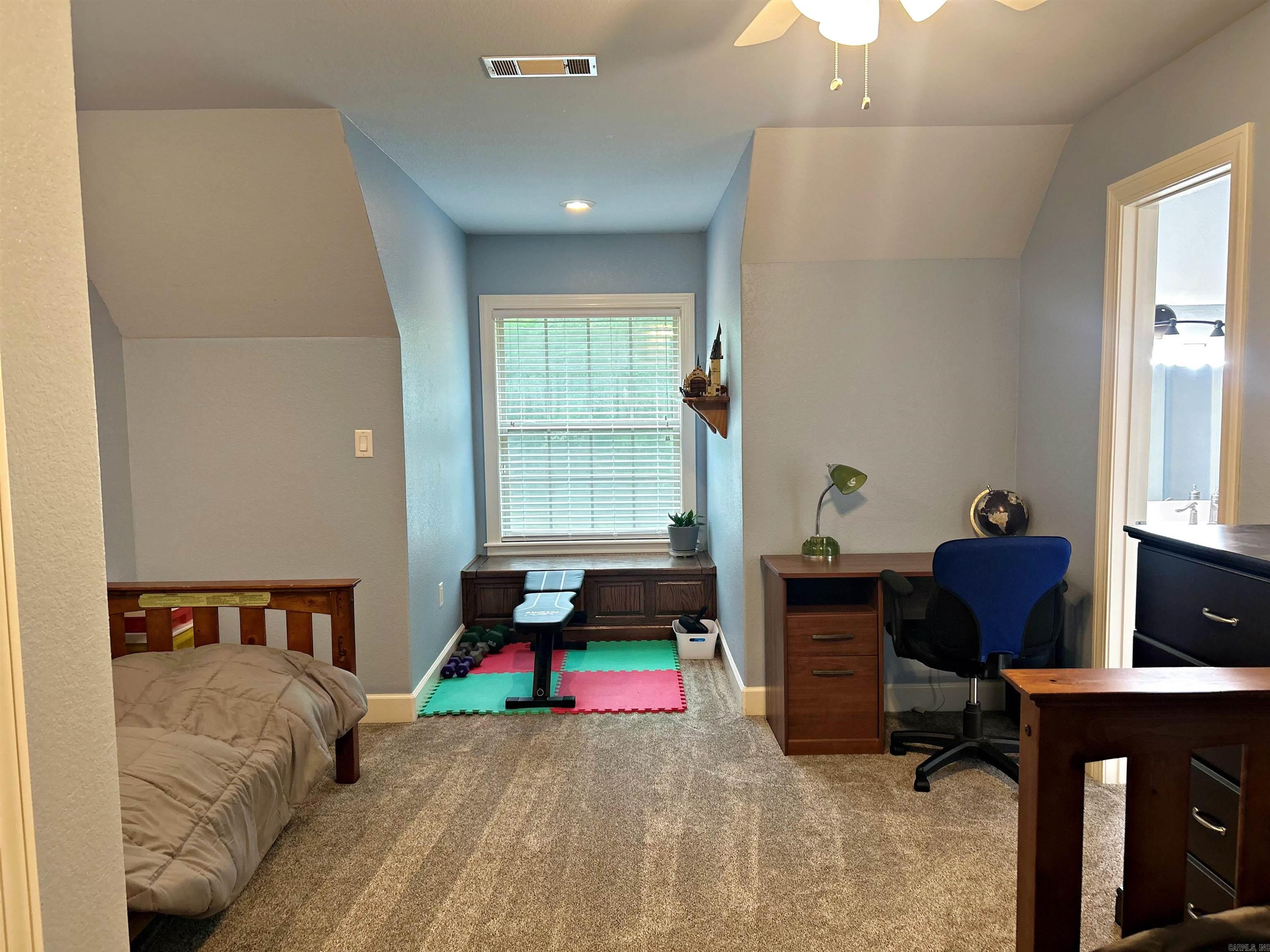 MAGNOLIA ESTATES ADDN - Residential