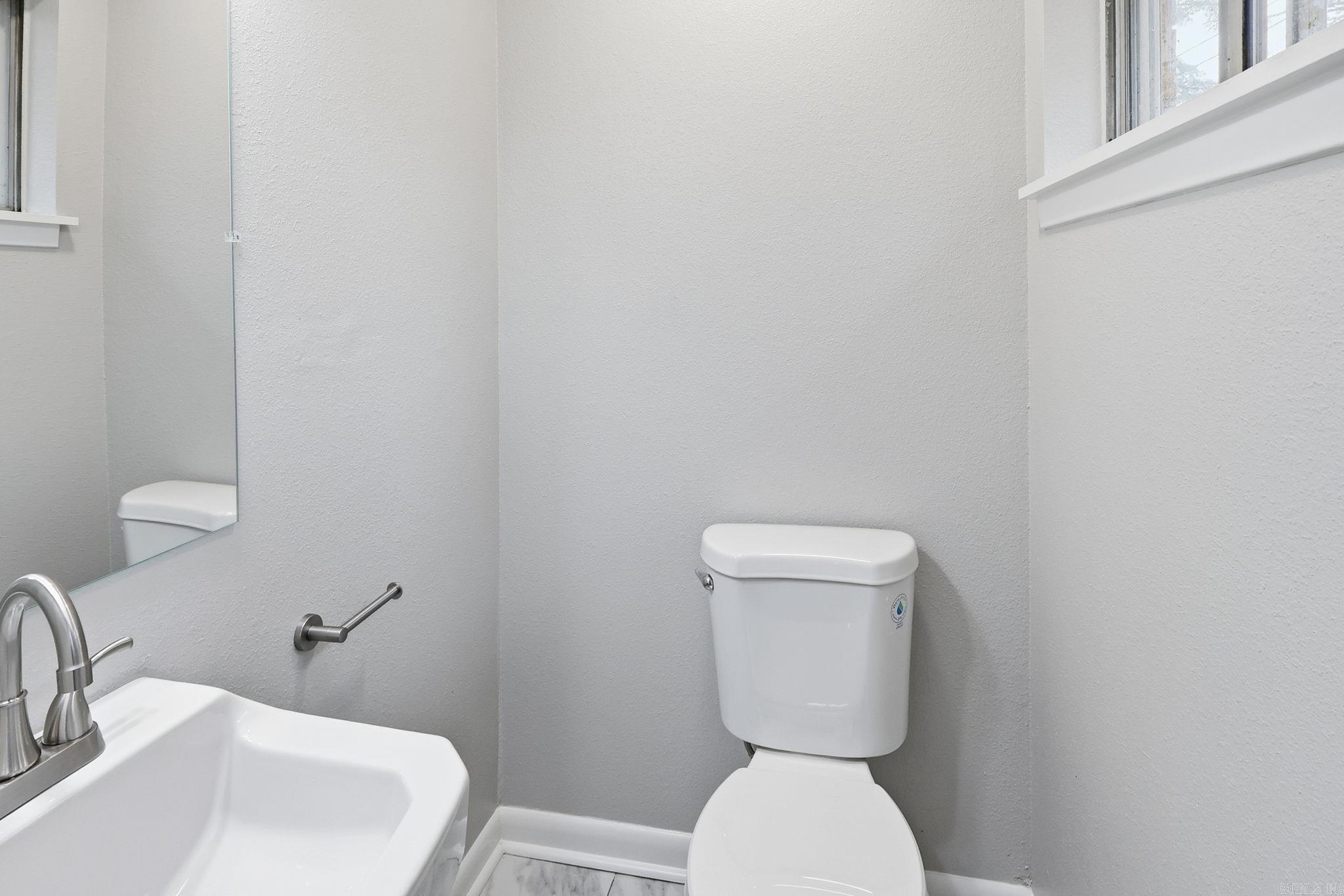 MEADOW LARK - Residential