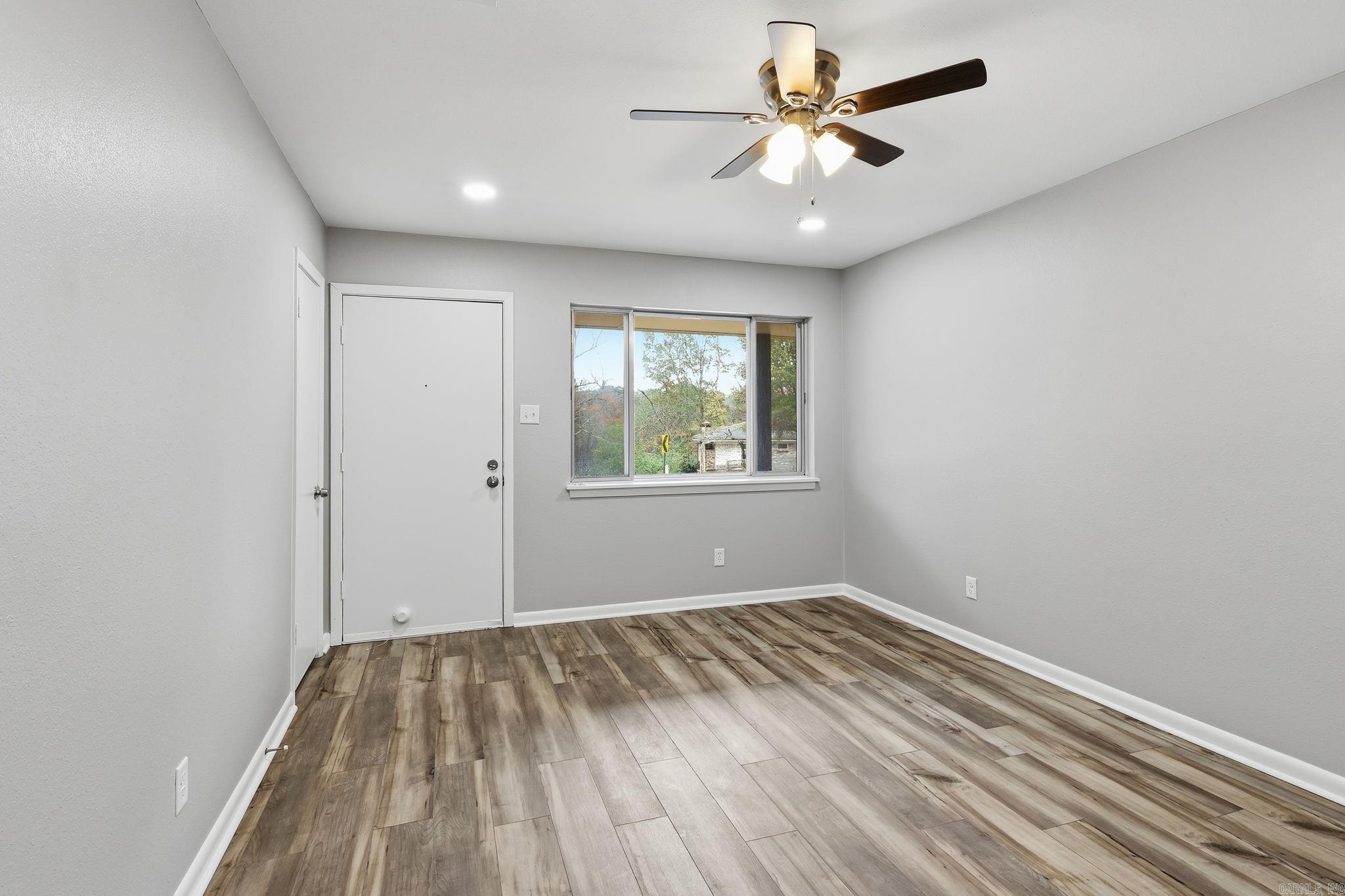 MEADOW LARK - Residential