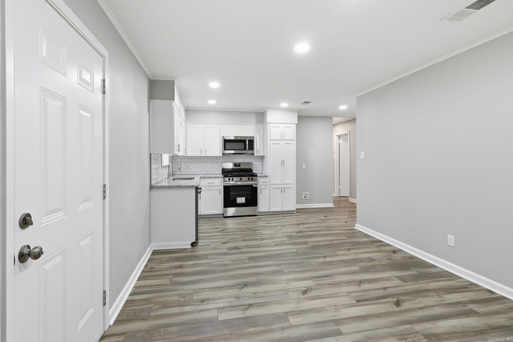 MEADOW LARK - Residential