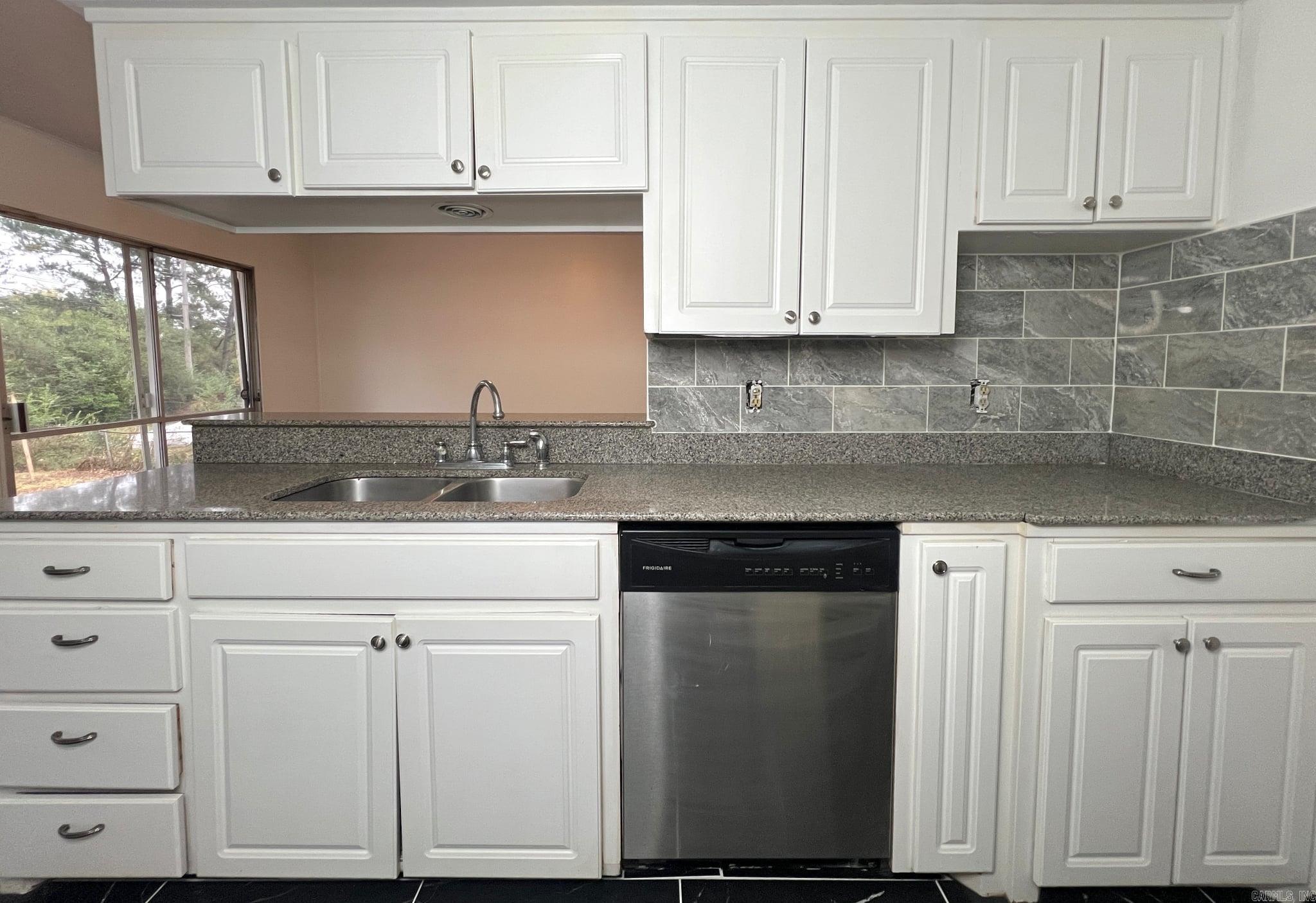 Lake View - Residential