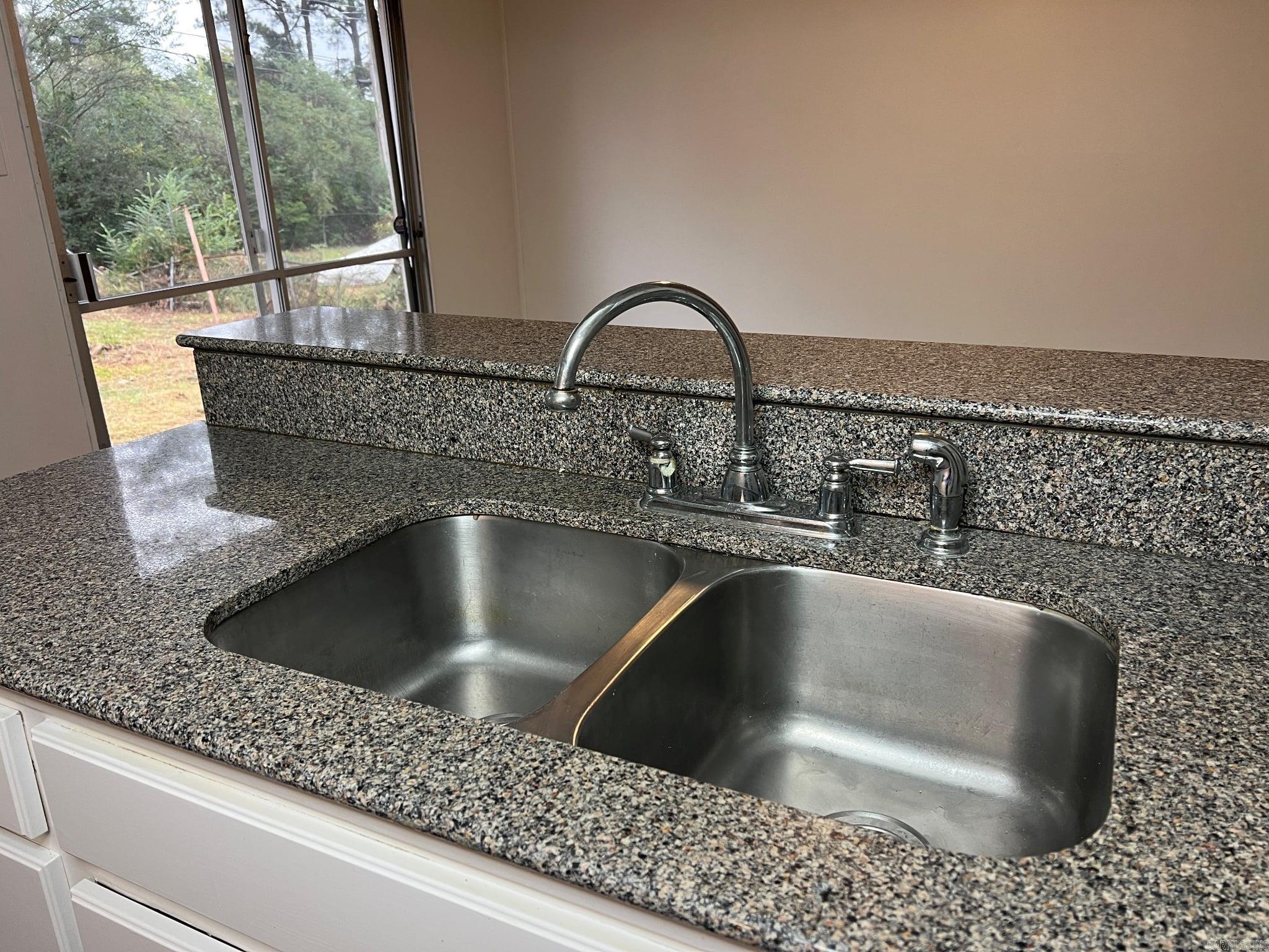 Lake View - Residential