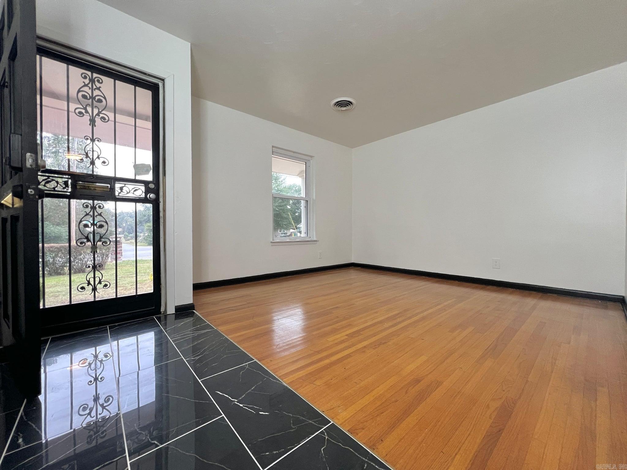 Lake View - Residential