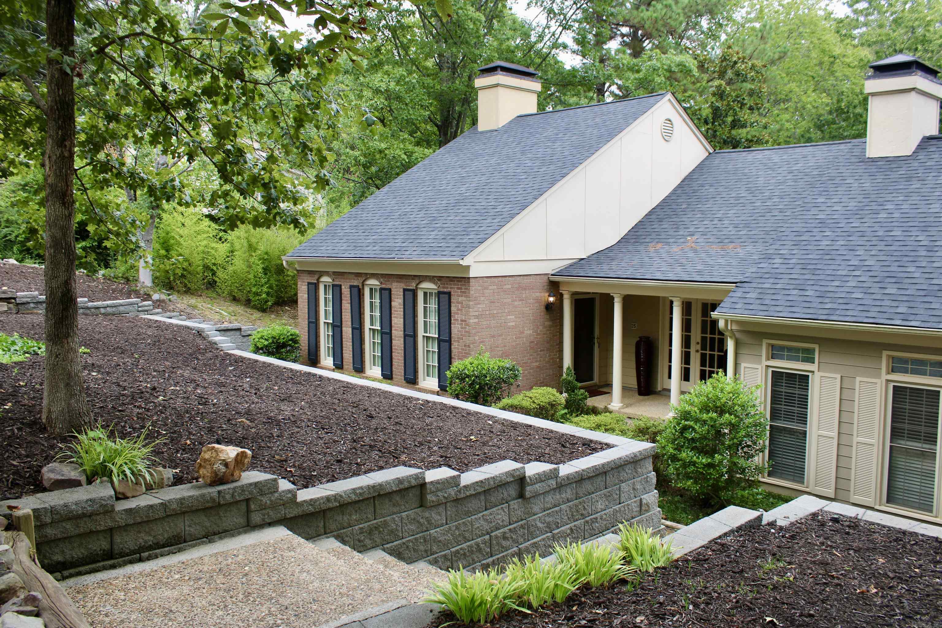 WINDSOR CT TOWNHOMES HPR - Residential