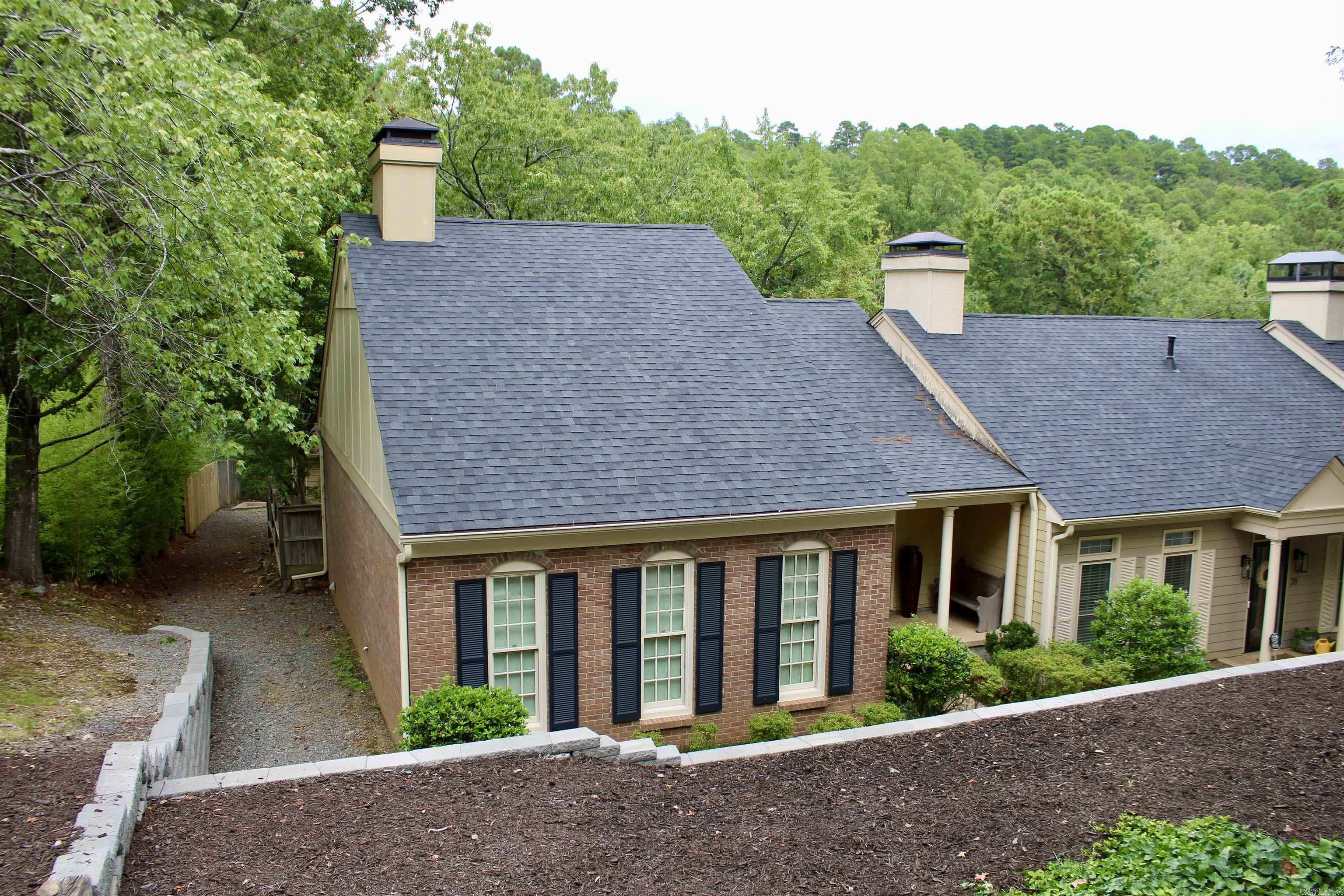 WINDSOR CT TOWNHOMES HPR - Residential