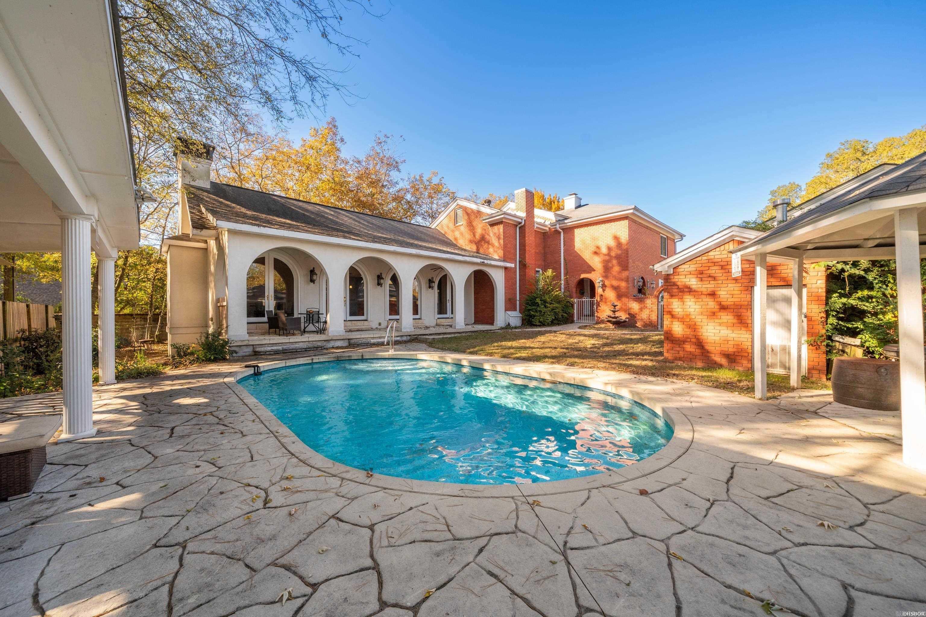 TRIVISTA - Residential